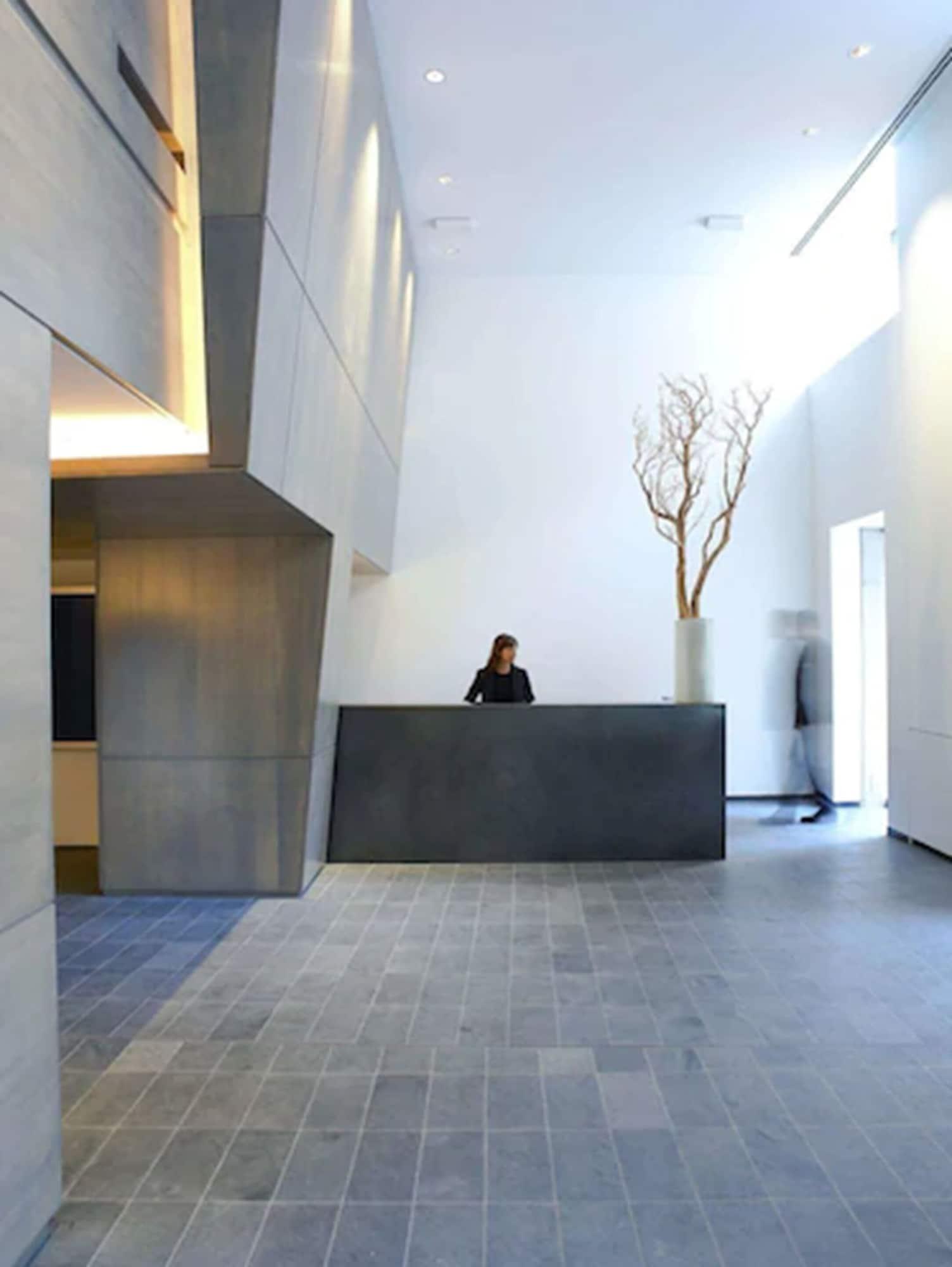Vista Lobby AKA Central Park