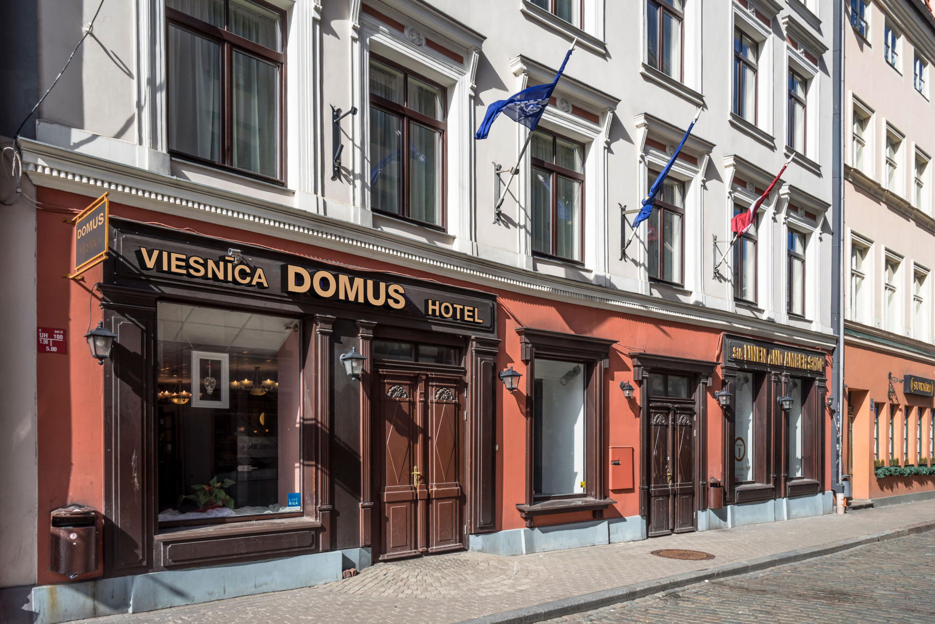 Vista Exterior Rija Domus Hotel