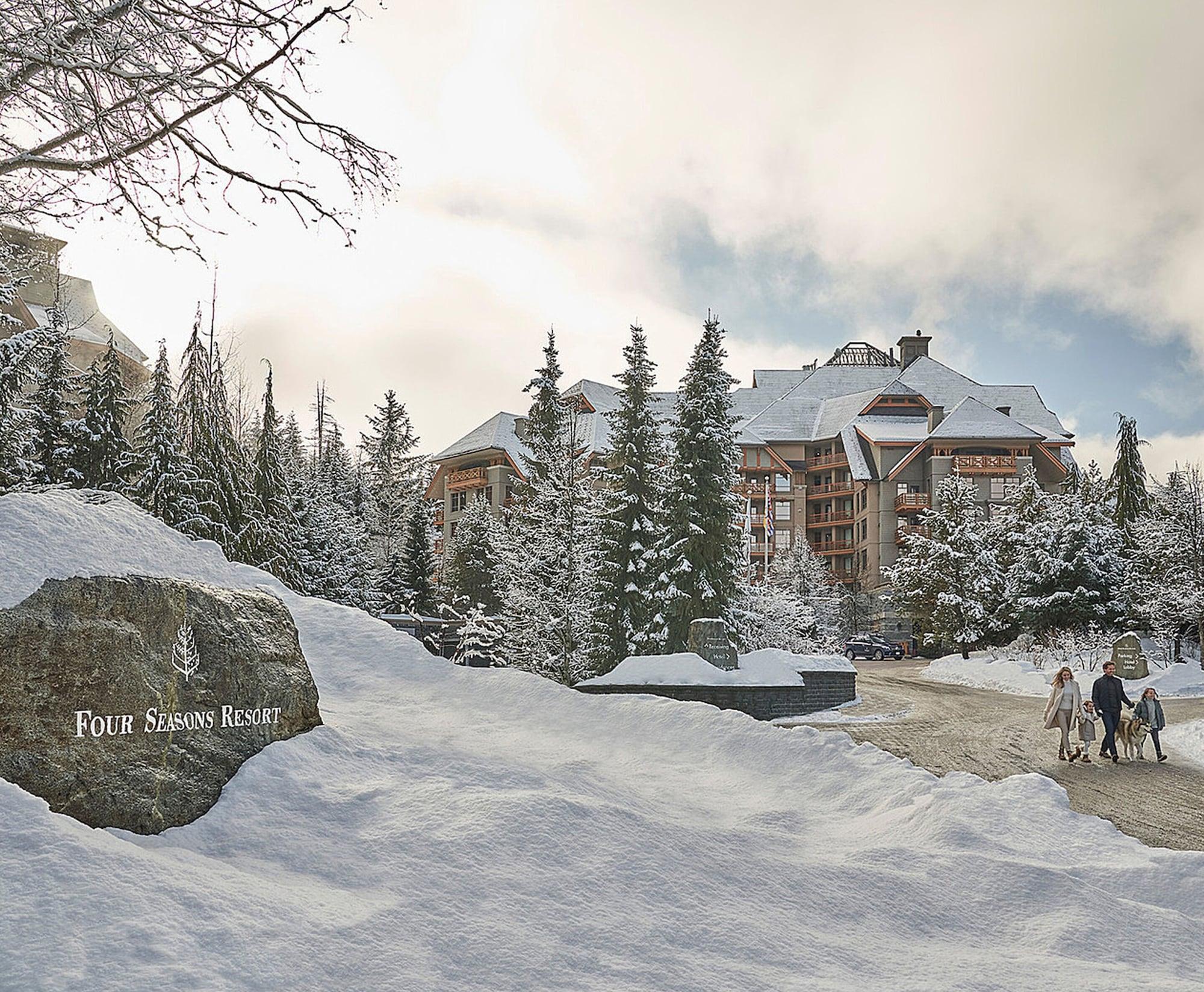 Vista Exterior Four Seasons Resort Whistler