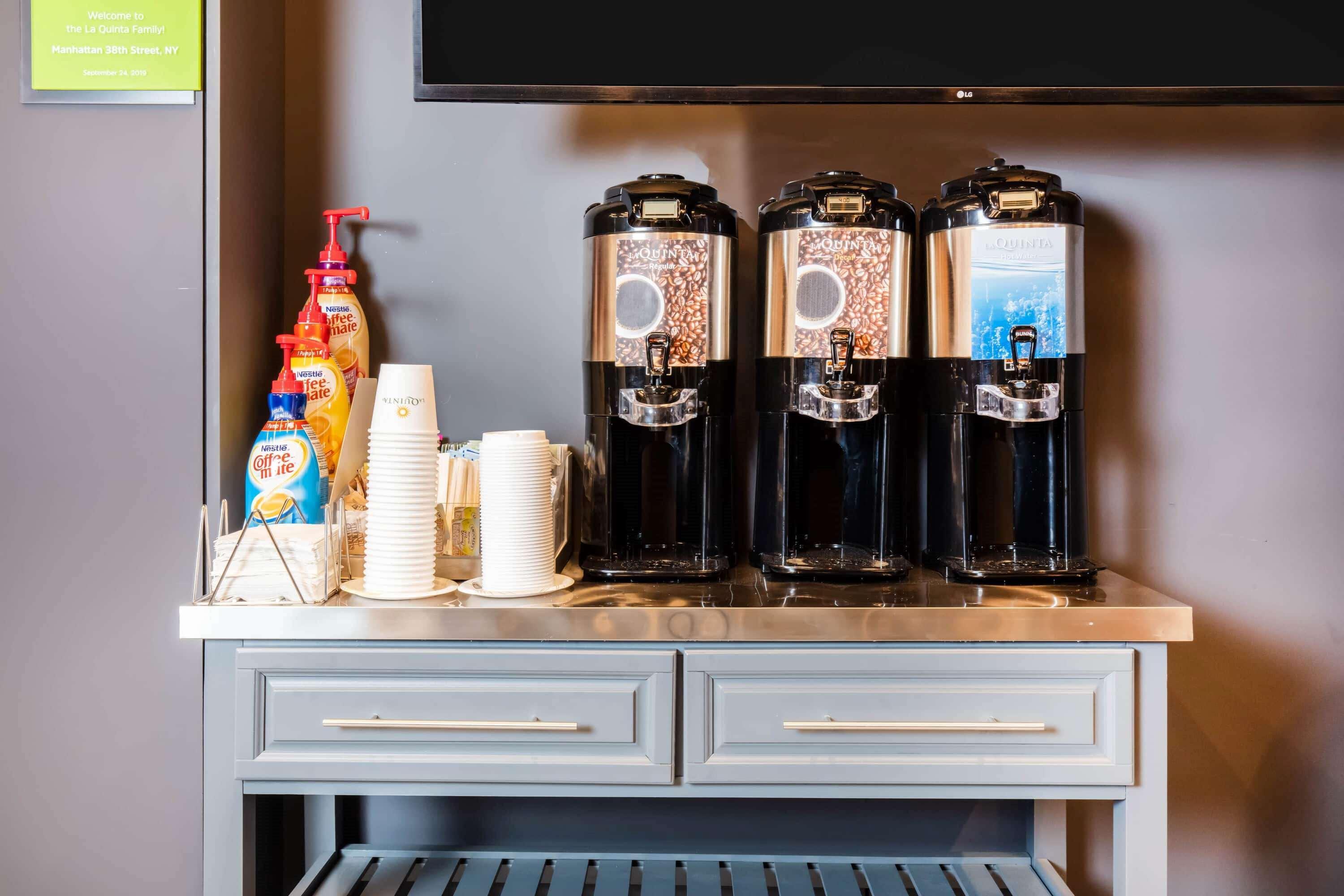 Vista Exterior La Quinta Inn and Suites Times Square South