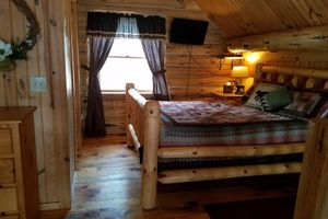 Alquiler Vacacional - Winter Special!! 200.00 per nt. at Perch Lake Lodge! Excl fees & taxes