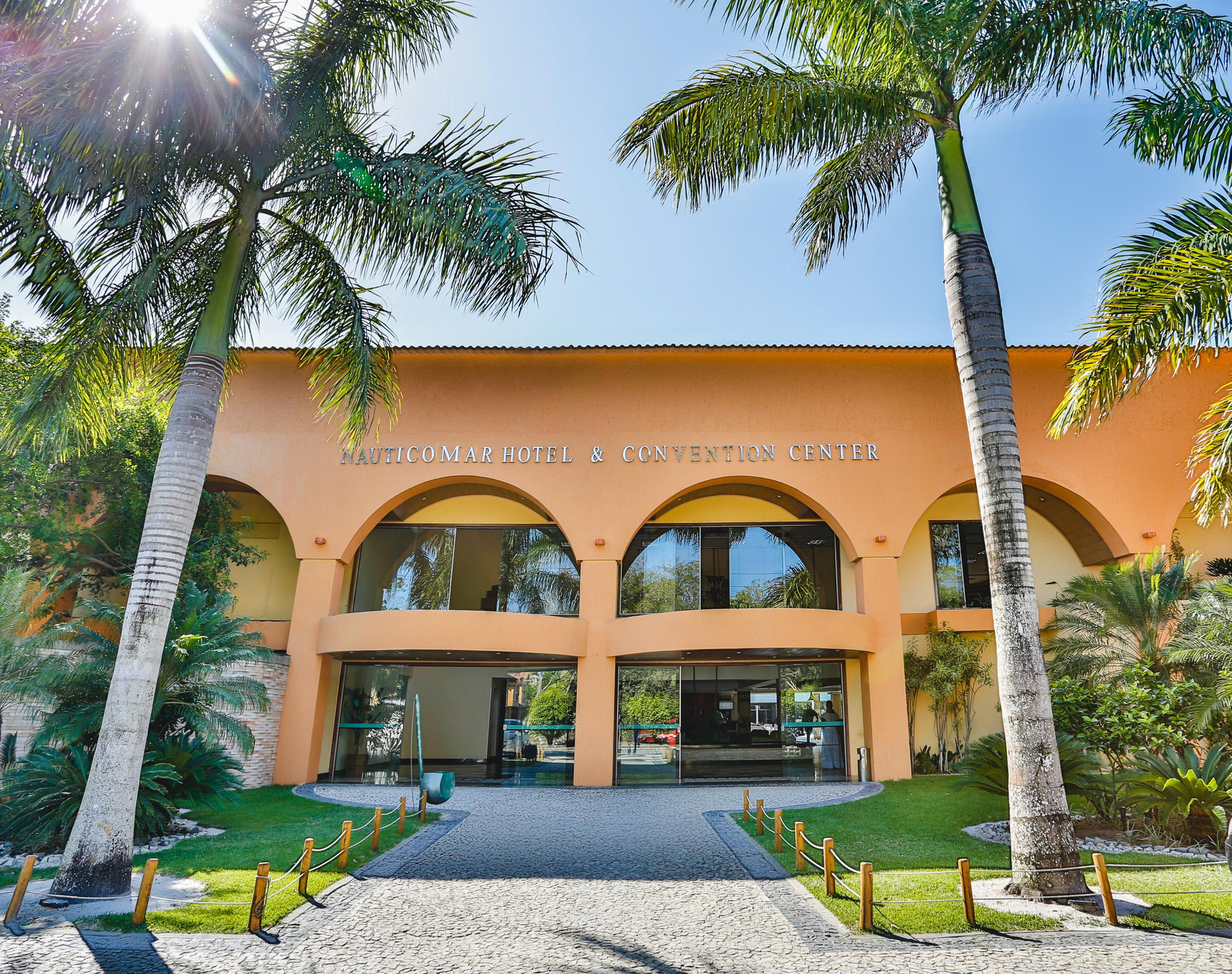 Vista Exterior Nauticomar Resort All Inclusive & Beach Club