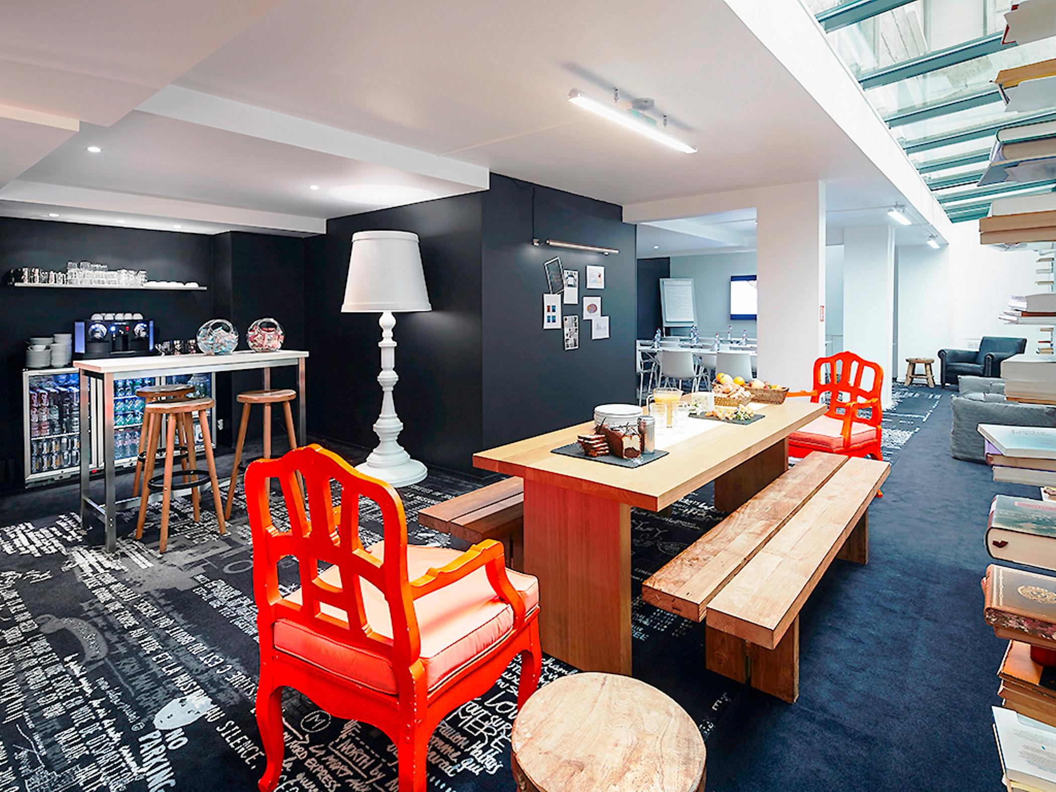 Vista Lobby Mama Shelter Paris East