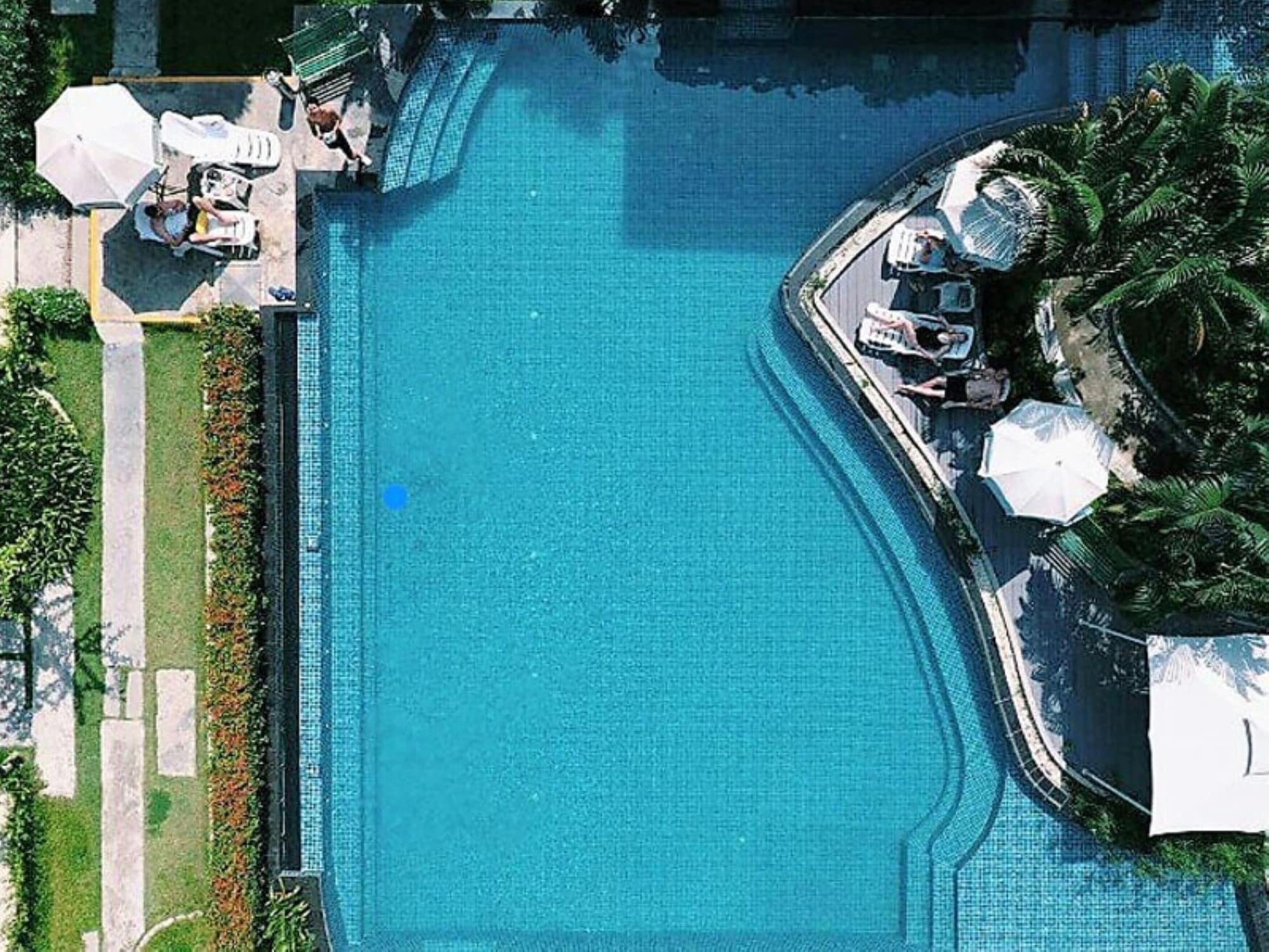 Vista Piscina Paeva Luxury Serviced Residence SHA