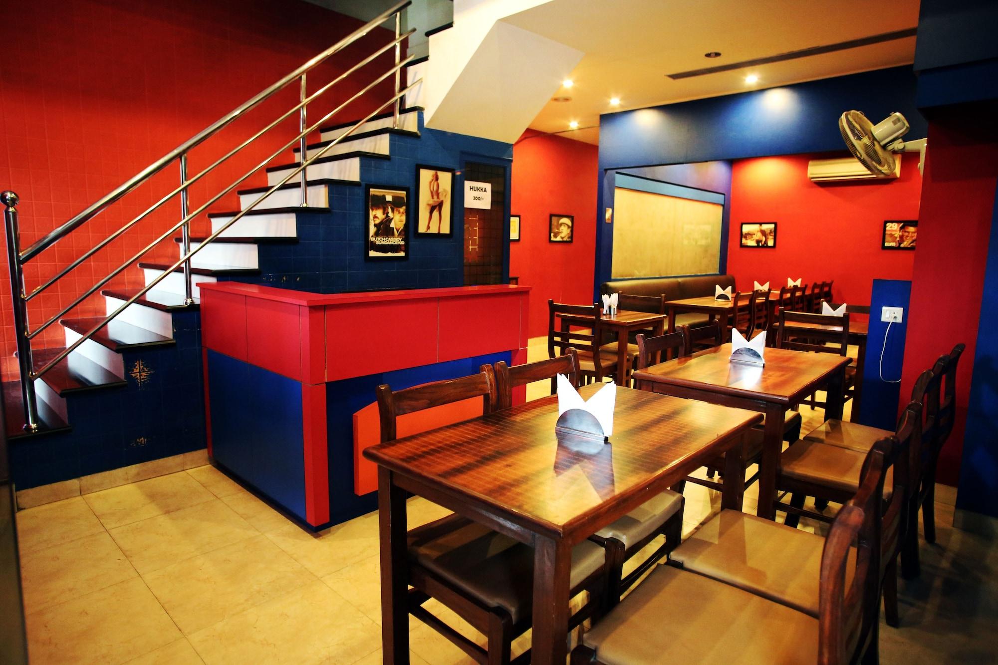 Restaurant Hotel Ajit Mansion