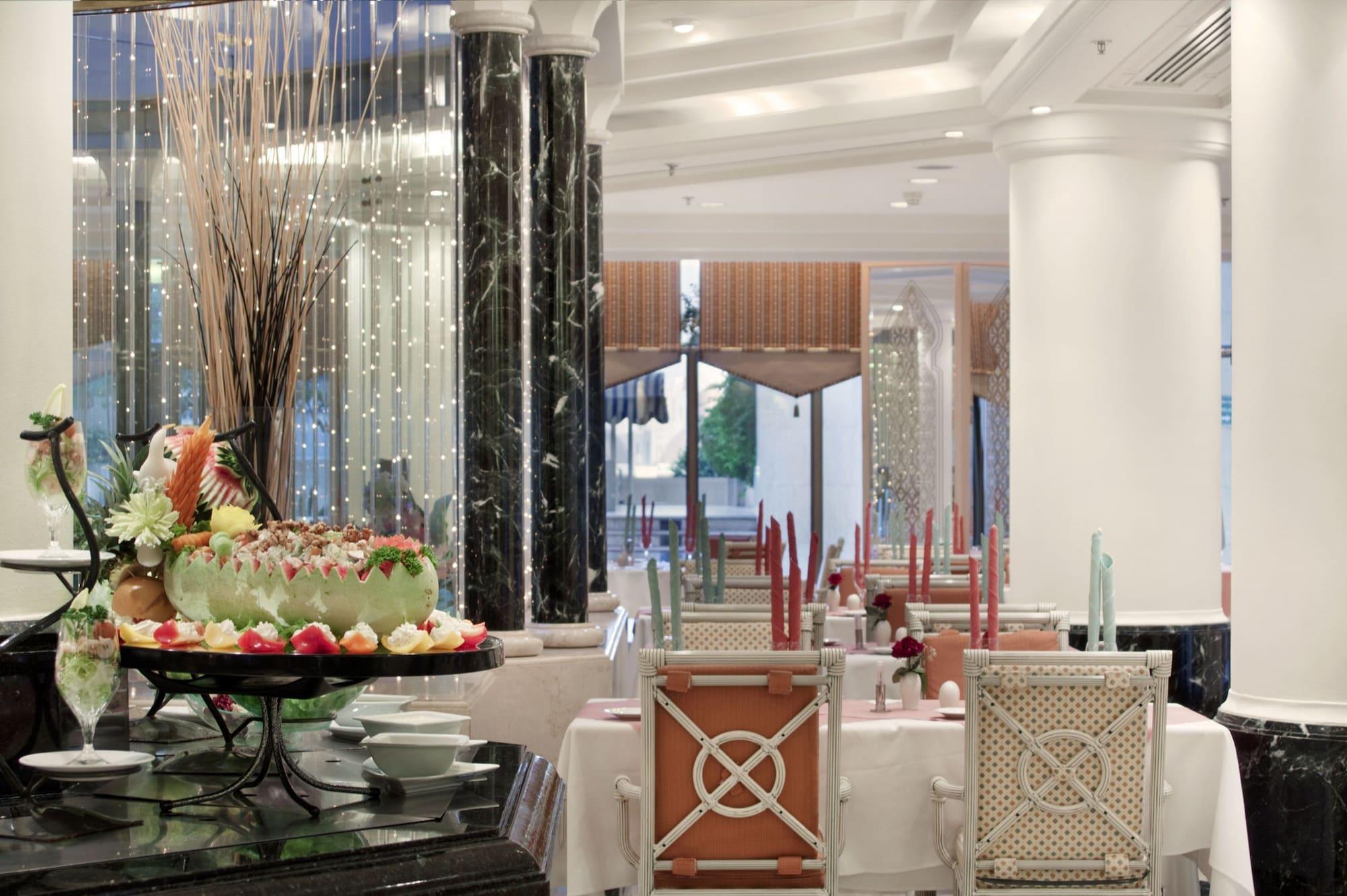 Restaurant Makkah Towers