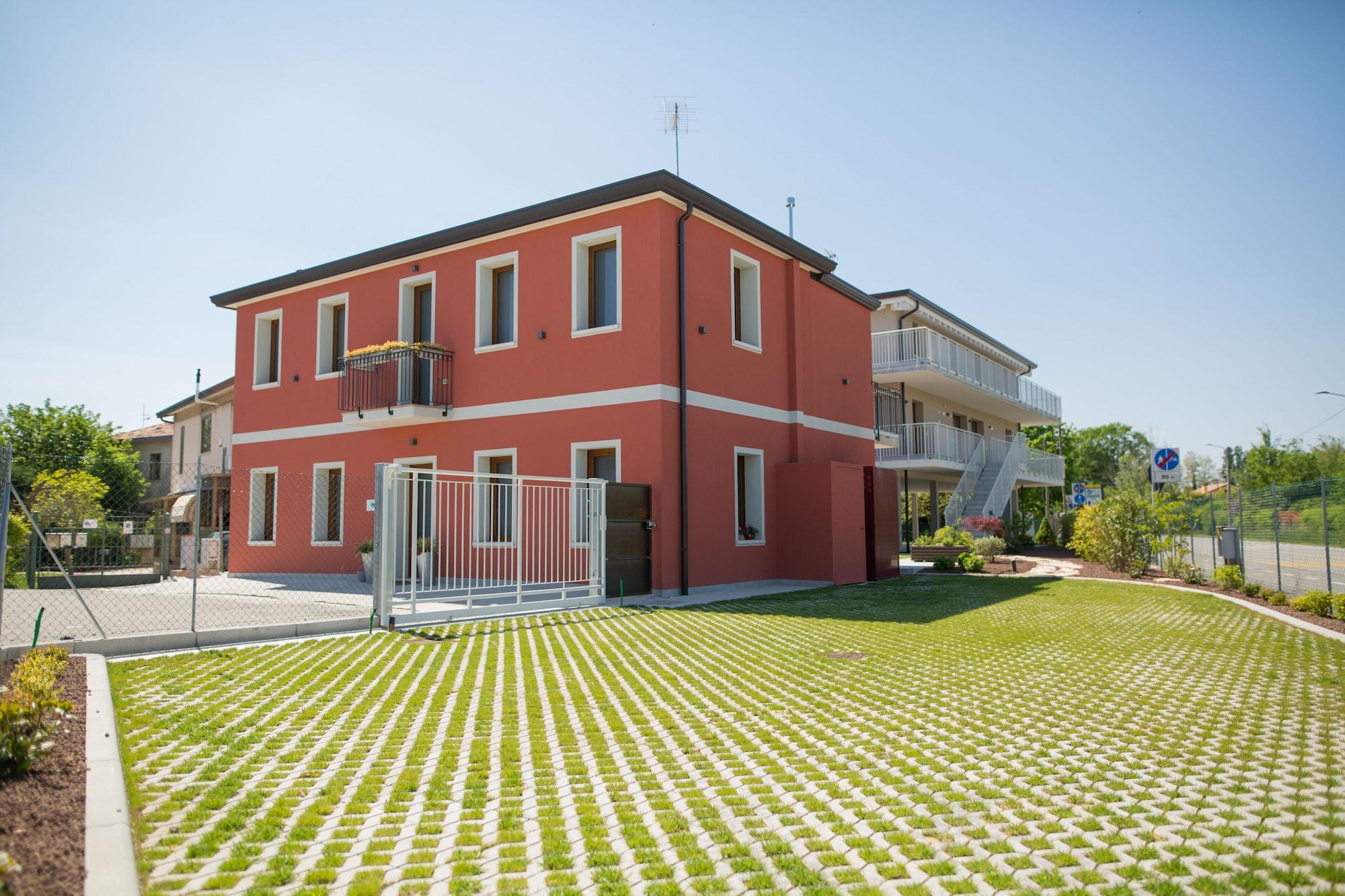 Varios Guest House Bella Onda