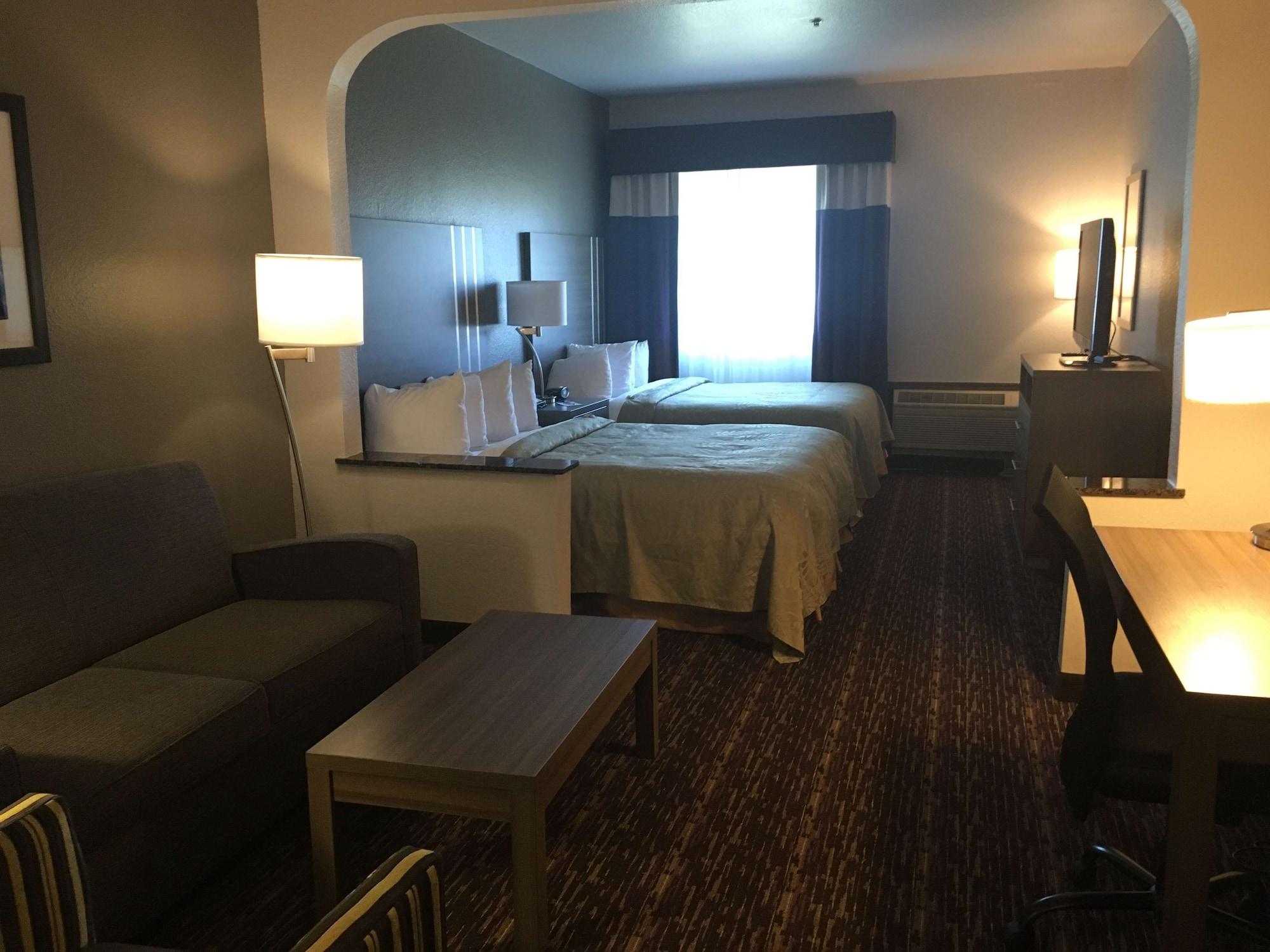 Habitación SureStay Plus Hotel by Best Western Edmond