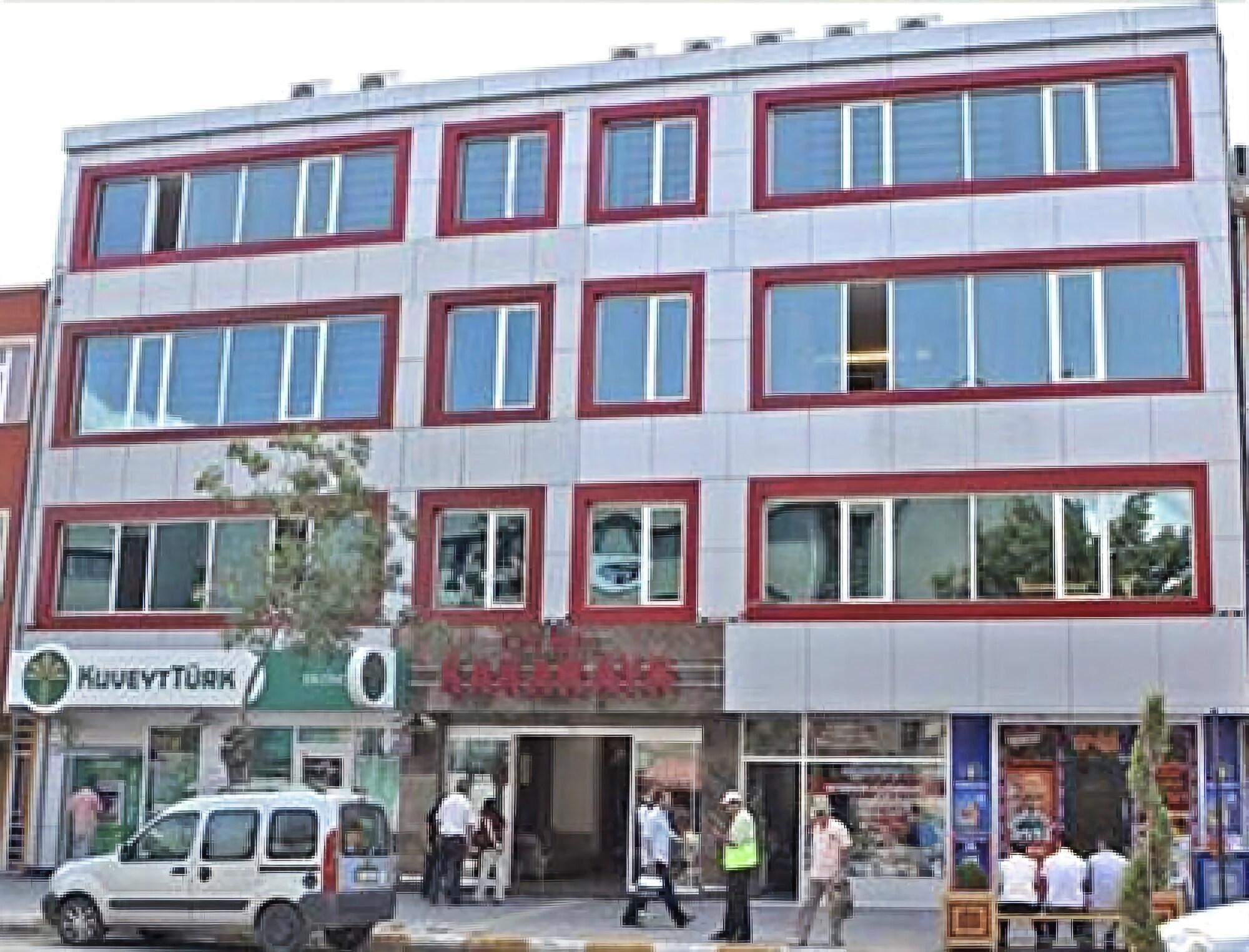 Vista Exterior Erzincan Otel Karakaya