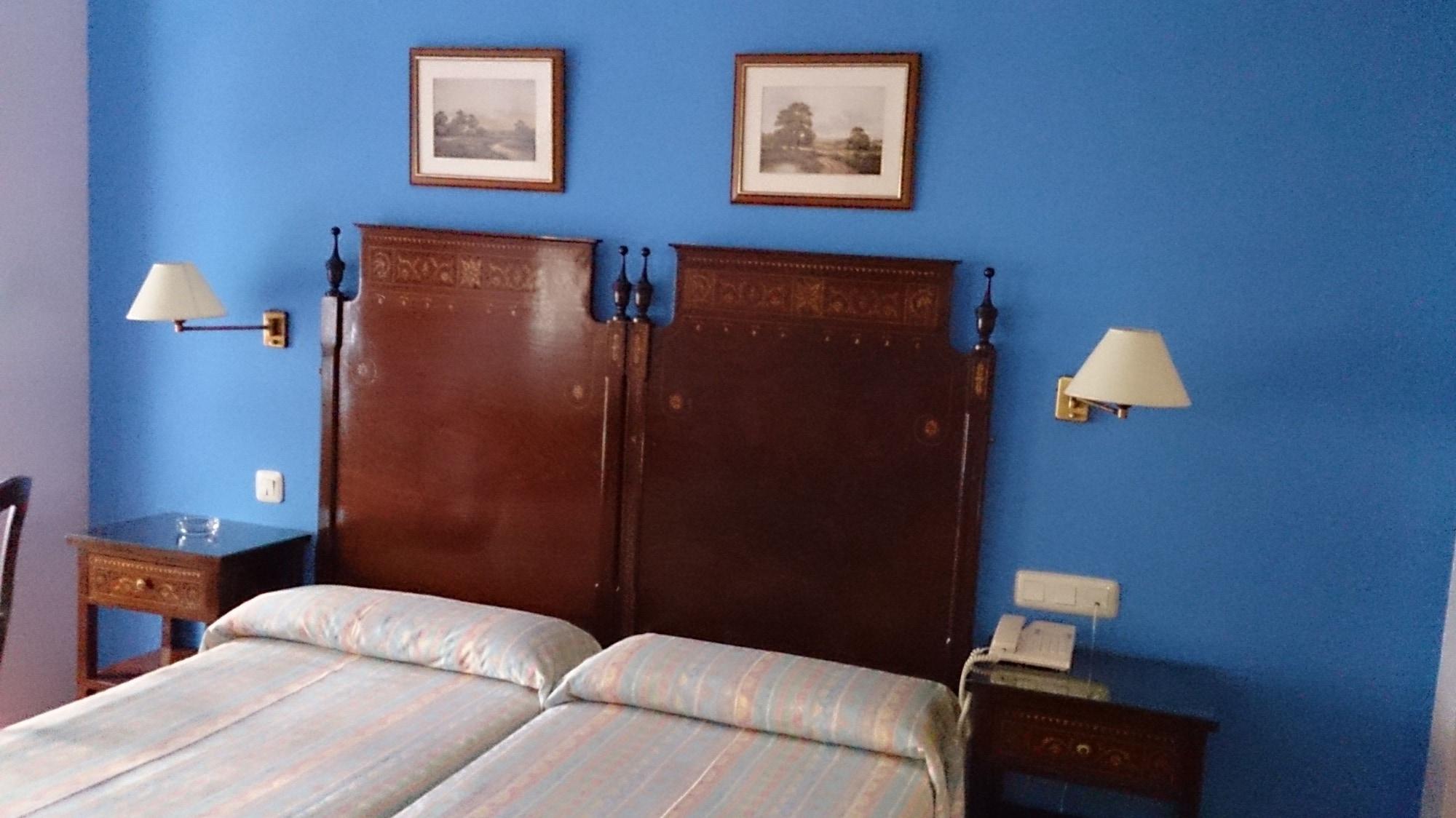 Habitación Iberia Plaza América