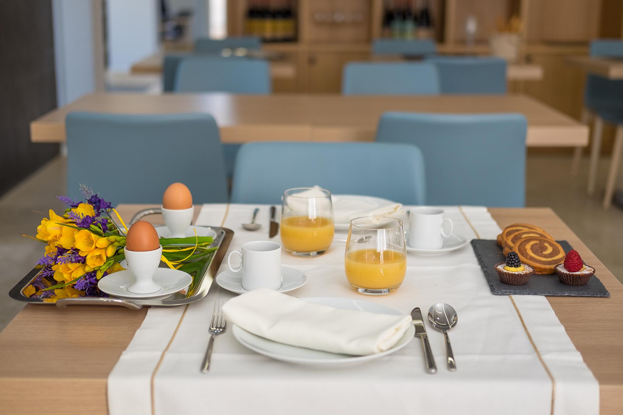 Bar/Salón Netum Hotel