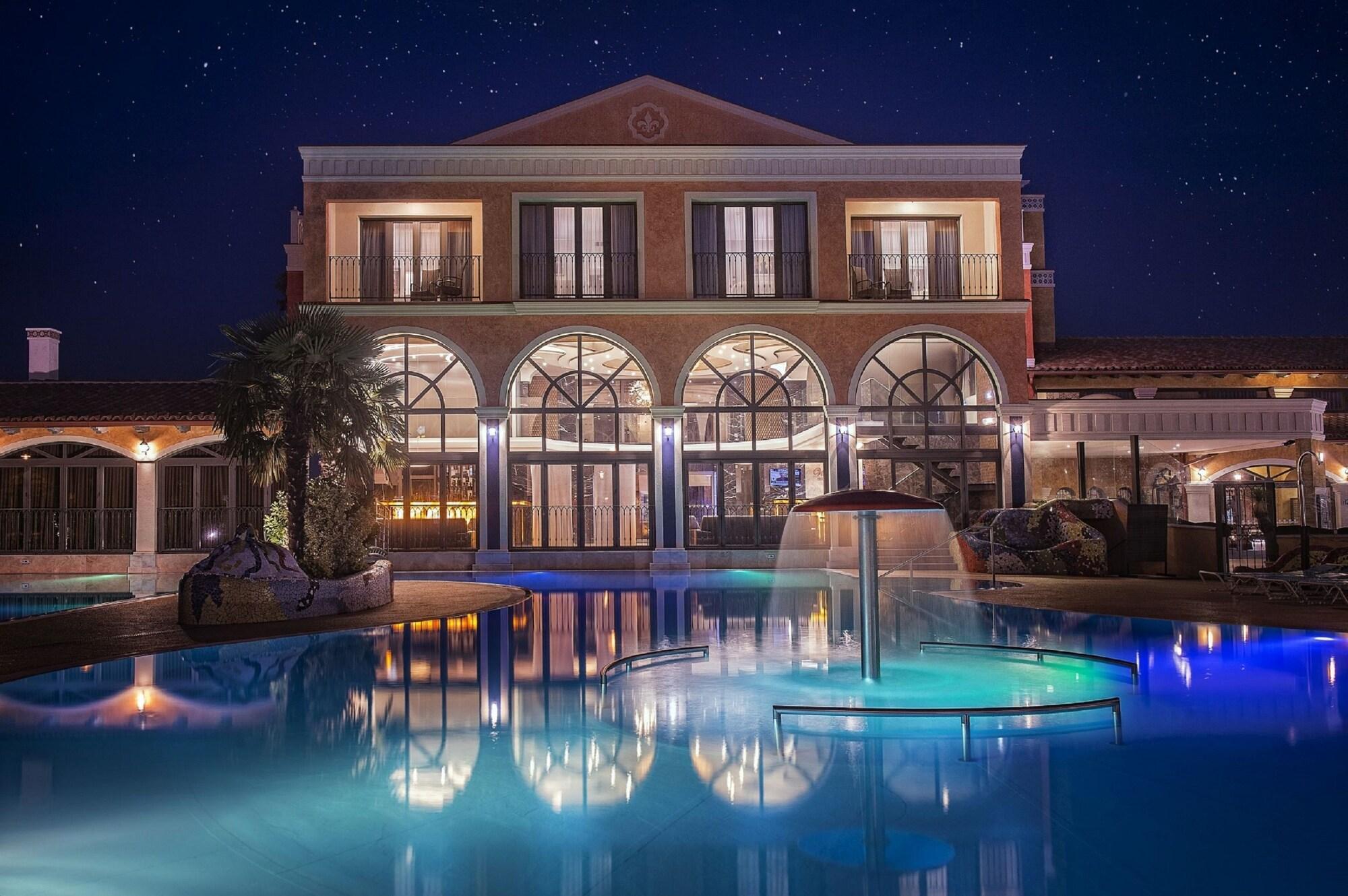 Vista Exterior Villa Plaza Boutique Hotel & Spa