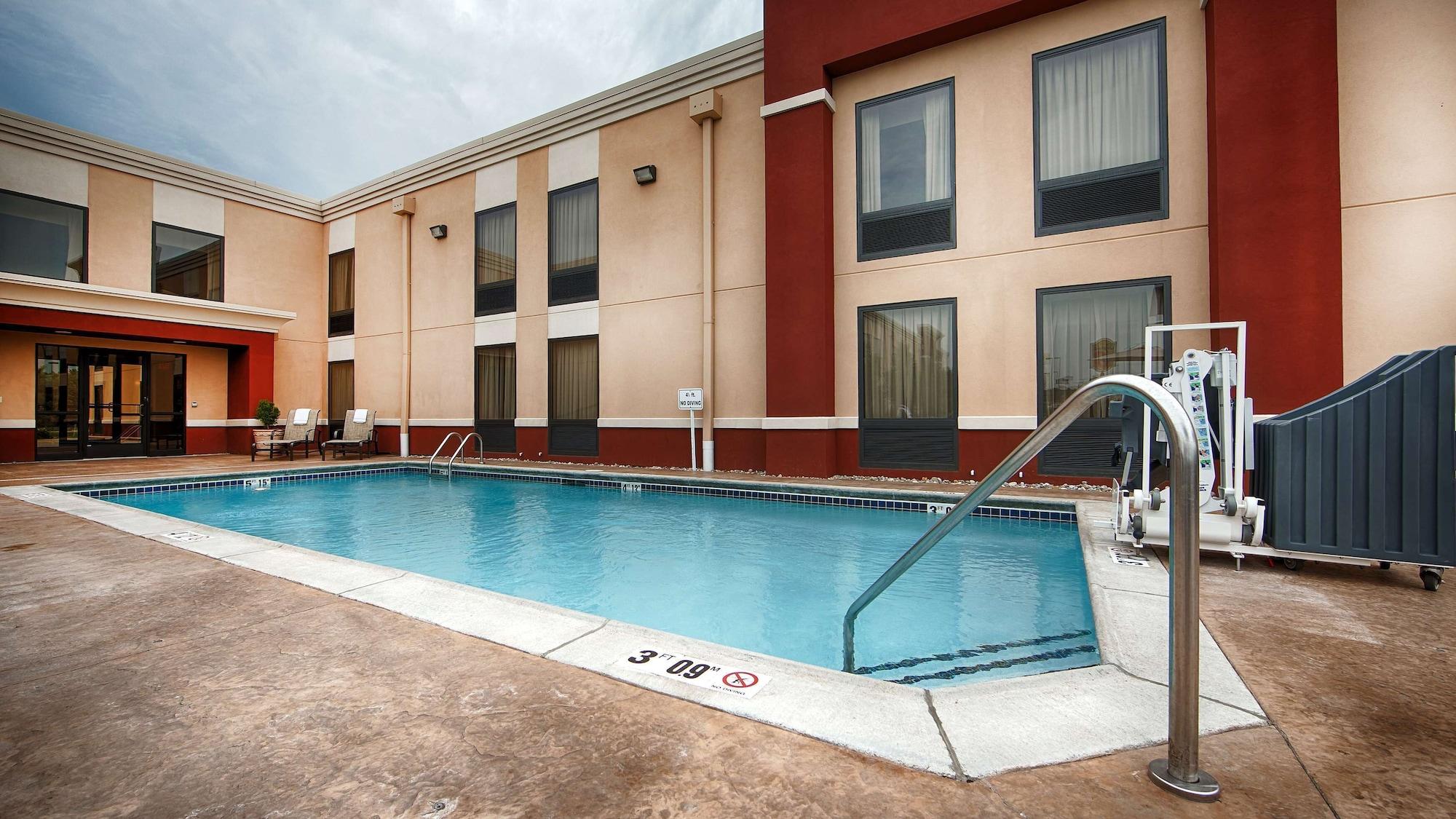 Vista Piscina Best Western Plus Parkway Hotel