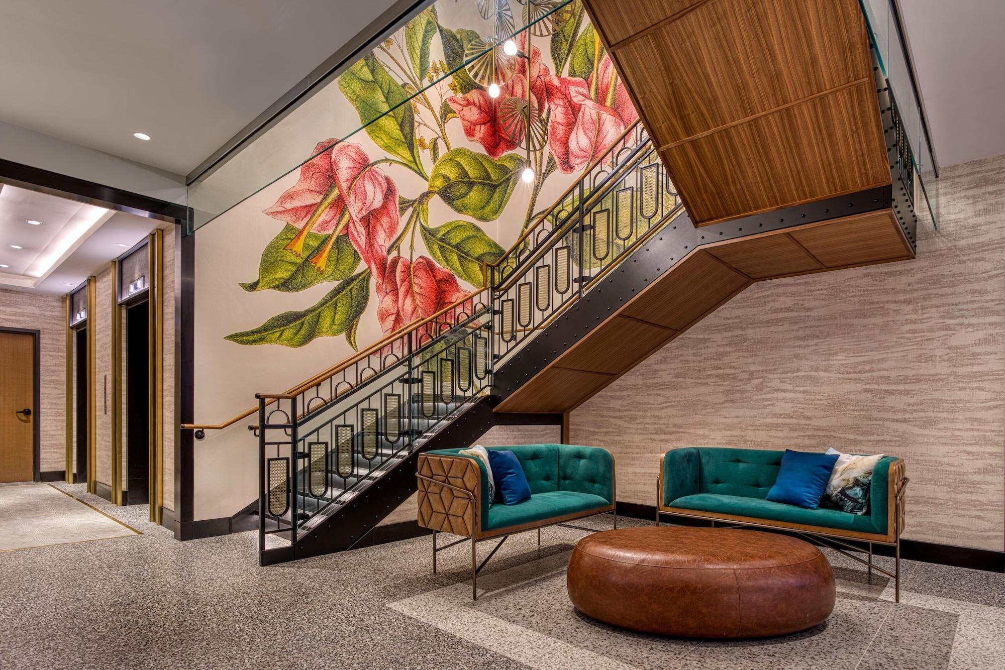 Vista Lobby TOOR Hotel Toronto, part of JdV by Hyatt