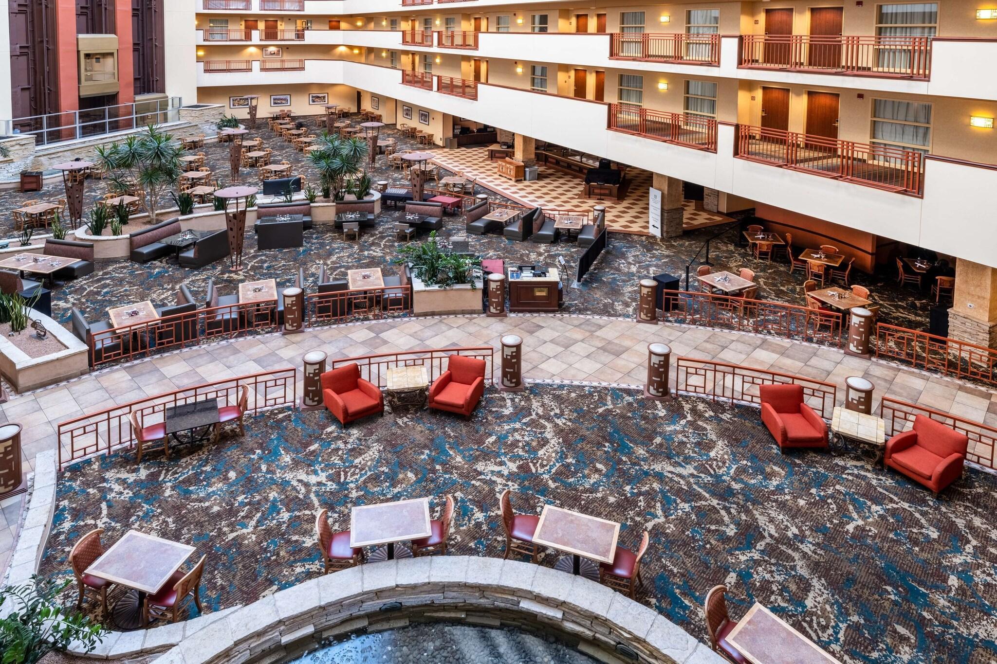 Vista Lobby Embassy Suites by Hilton Albuquerque
