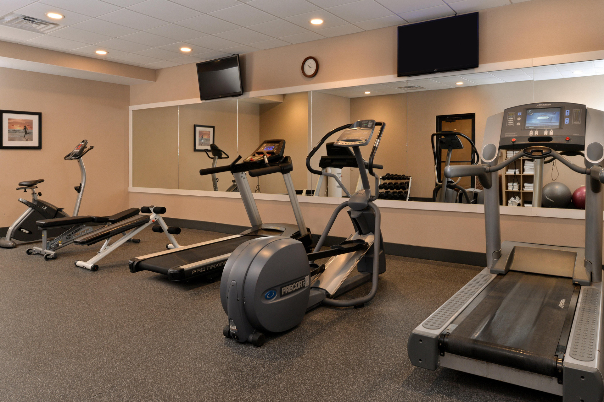 Instalaciones Recreativas Holiday Inn New London Mystic Area