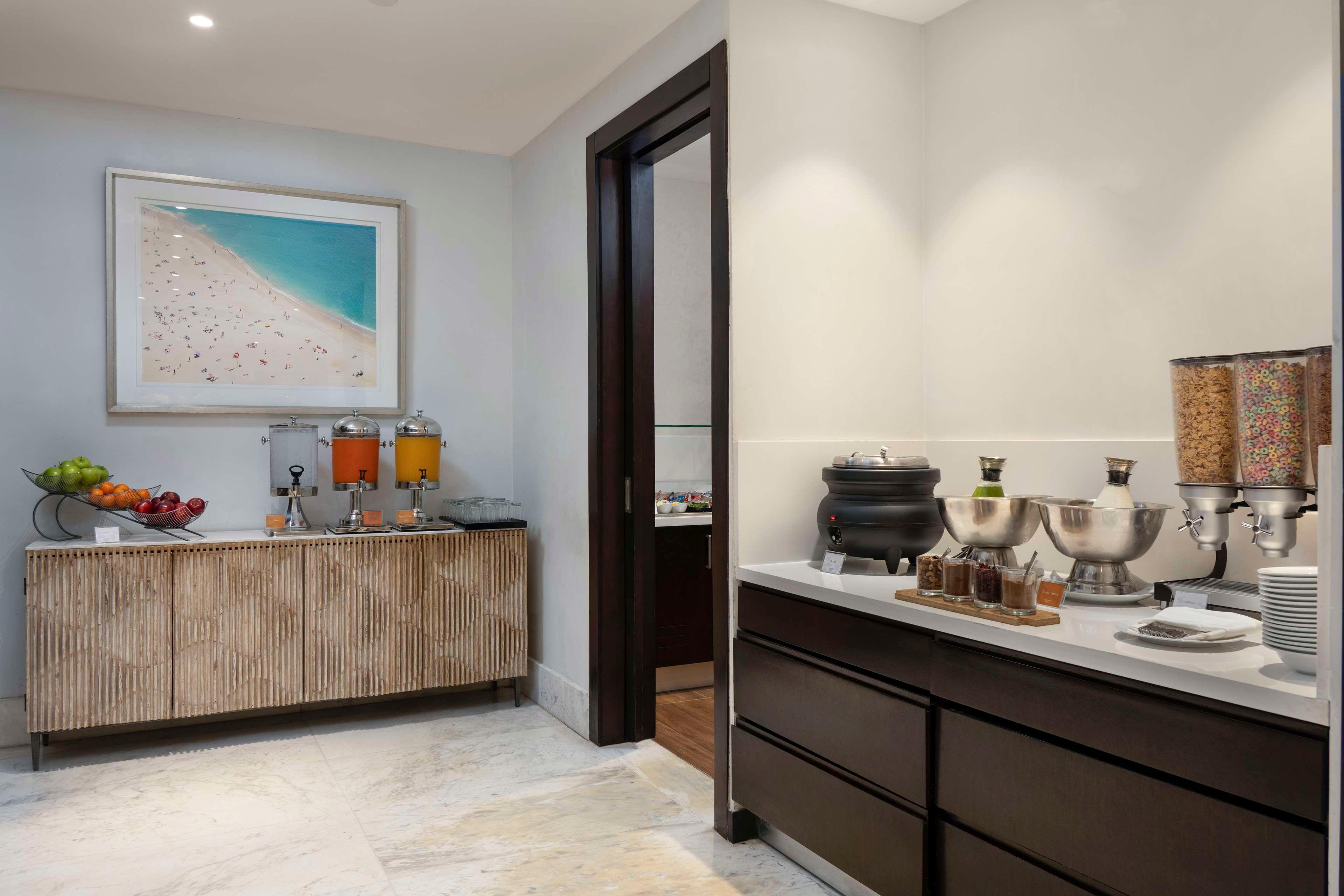 Restaurant Homewood Suites by Hilton Santo Domingo, Dominican Republic