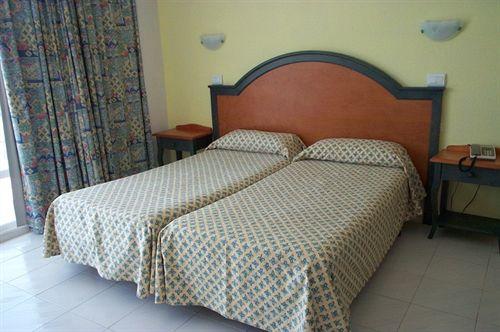 Hotel Neptuno by null