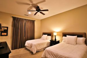 Alquiler Vacacional - Rancho Mirage Golf and Tennis Vacation Home in Mission Hills Country Club.