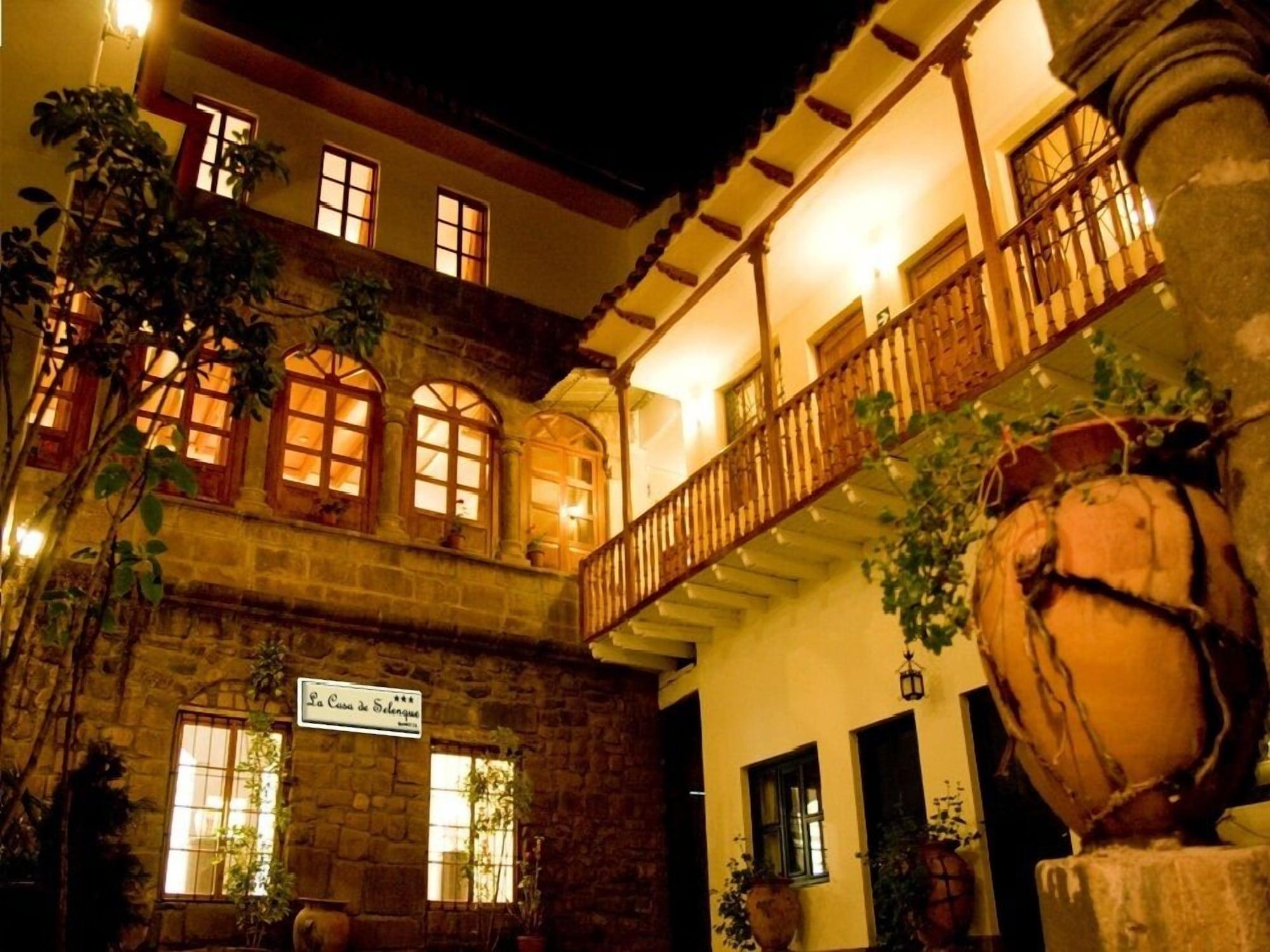 Vista Exterior Hostal Casa De Selenque