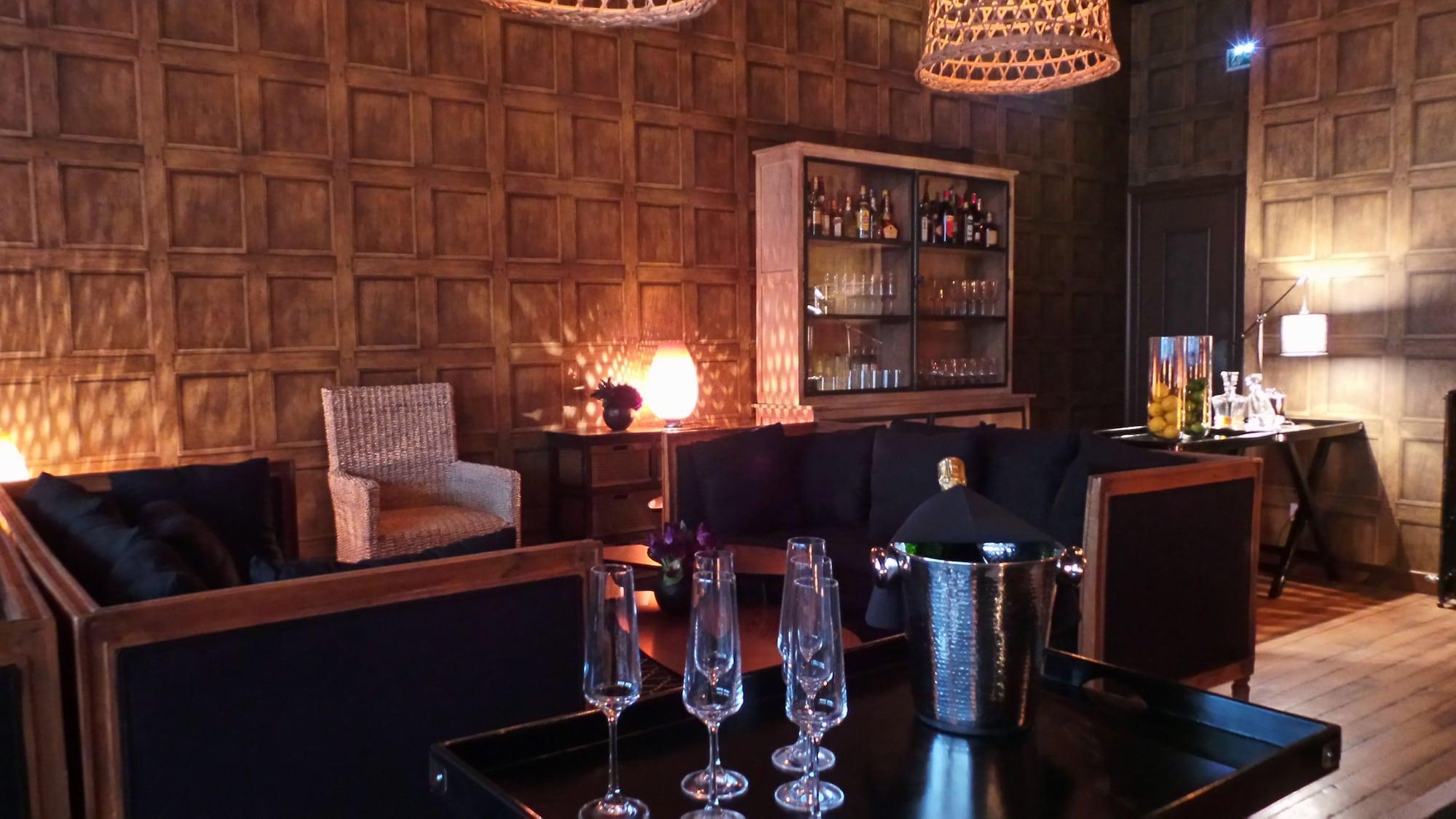 Bar/Salón Nouvel Hôtel