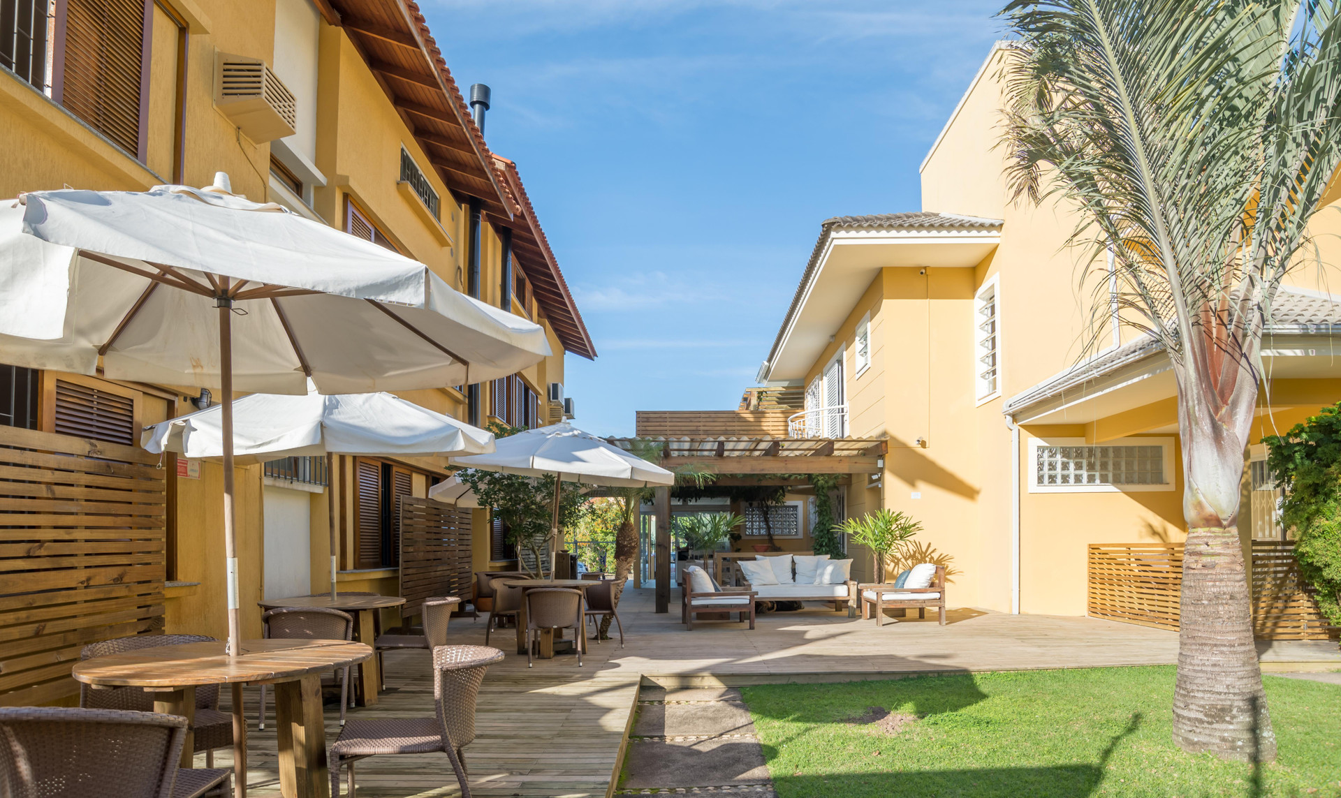 Vista Exterior Angá Jurerê Apart Hotel