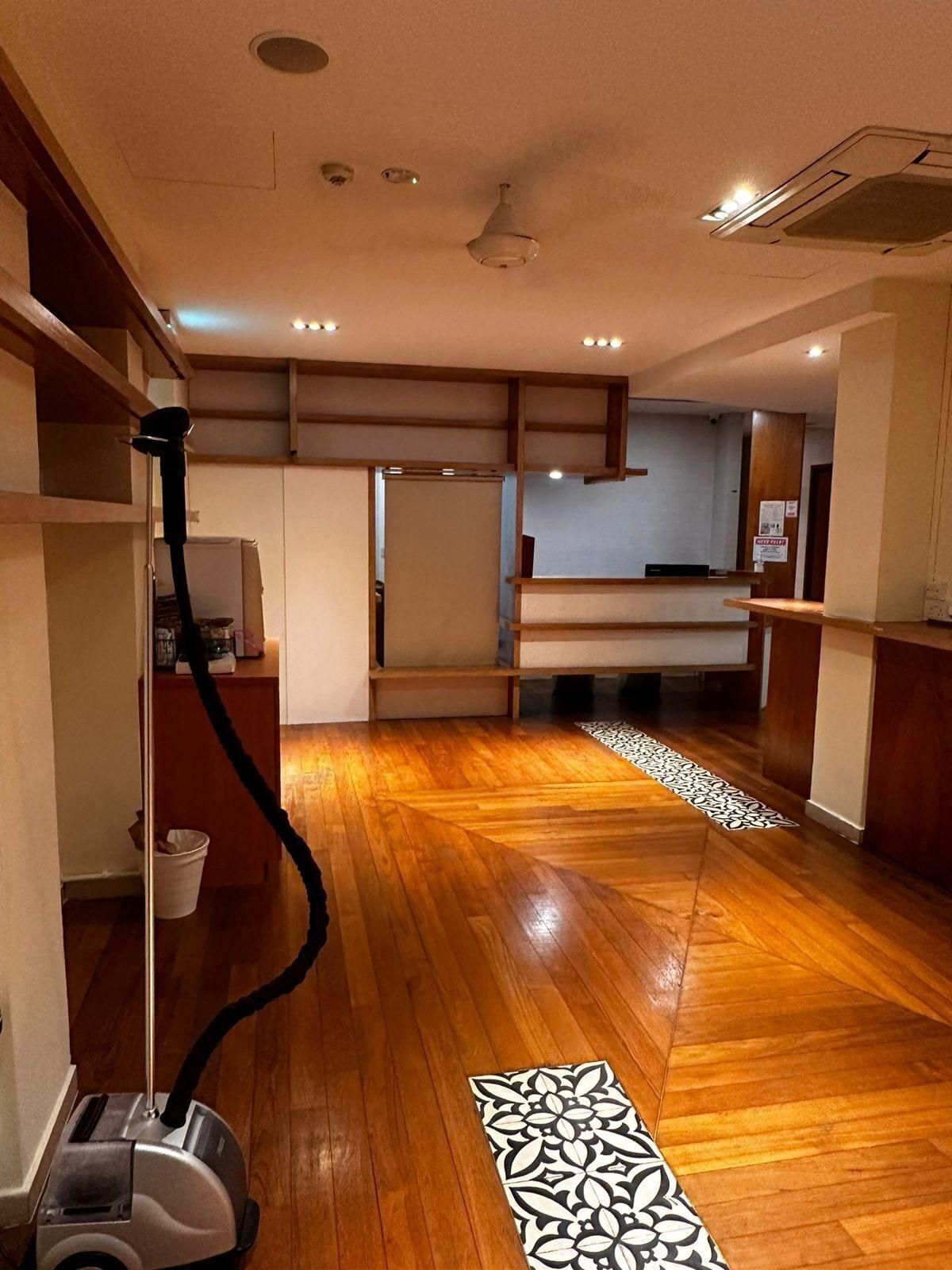 Vista Lobby Wink @ Upper Cross Street - Hostel