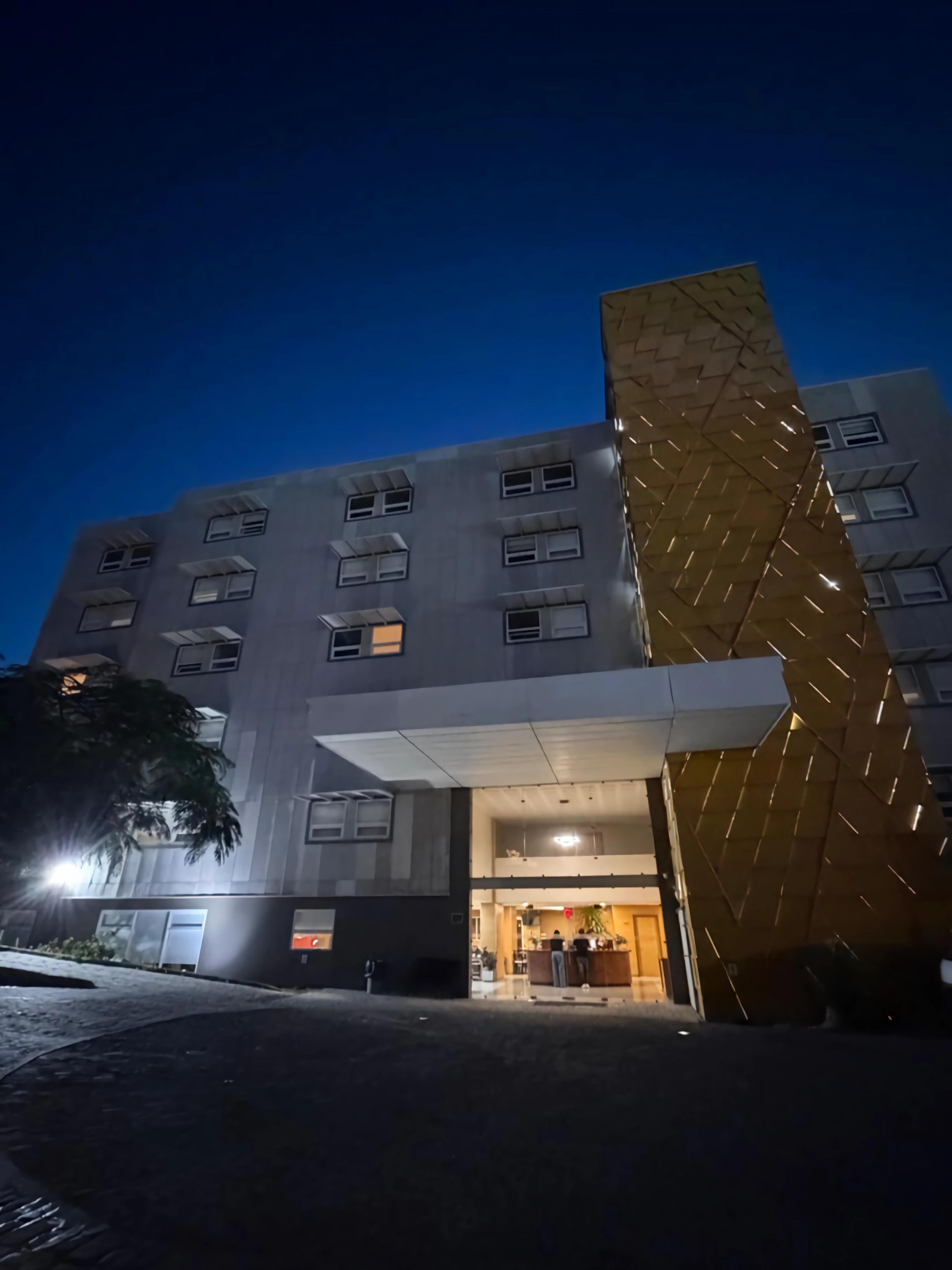 Vista Exterior Hotel VM Express Querétaro