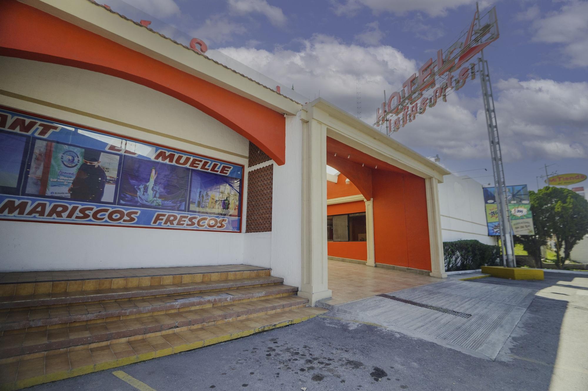 Vista Exterior Hotel La Fuente, Saltillo