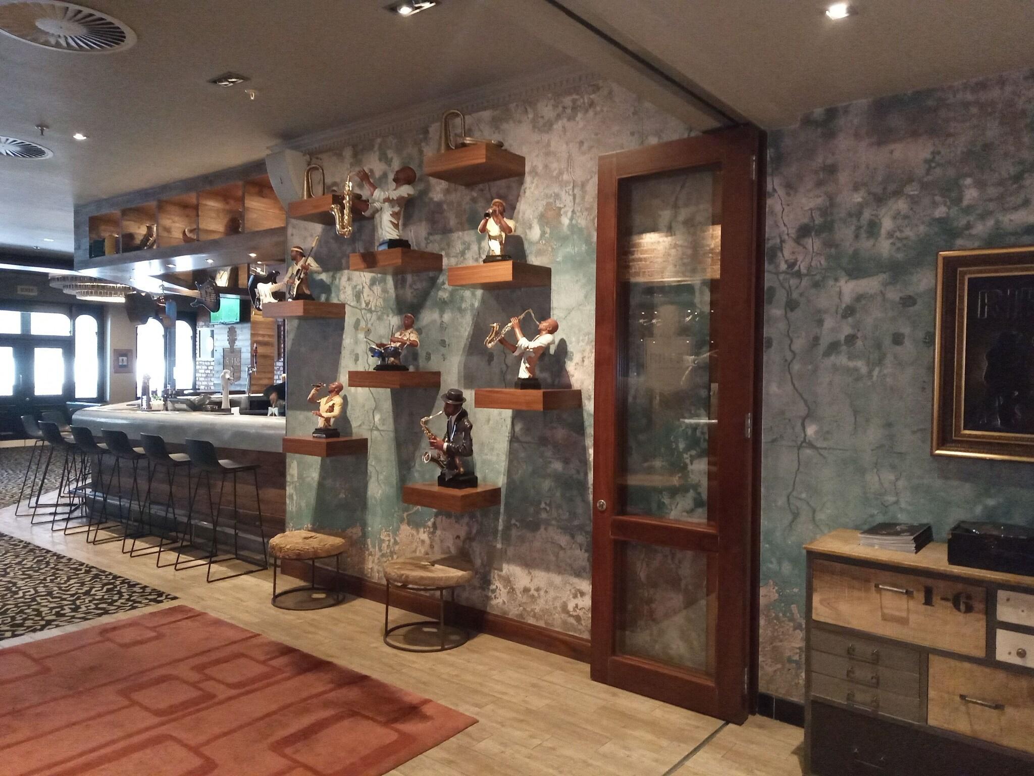 Bar/Salón Garden Court Sandton City