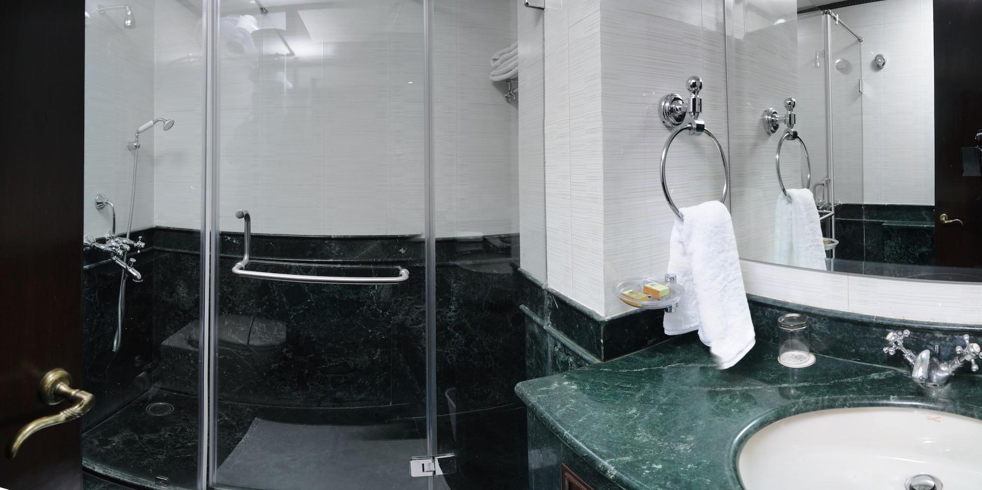 Equipamiento de Habitación Hotel Diplomat Residency