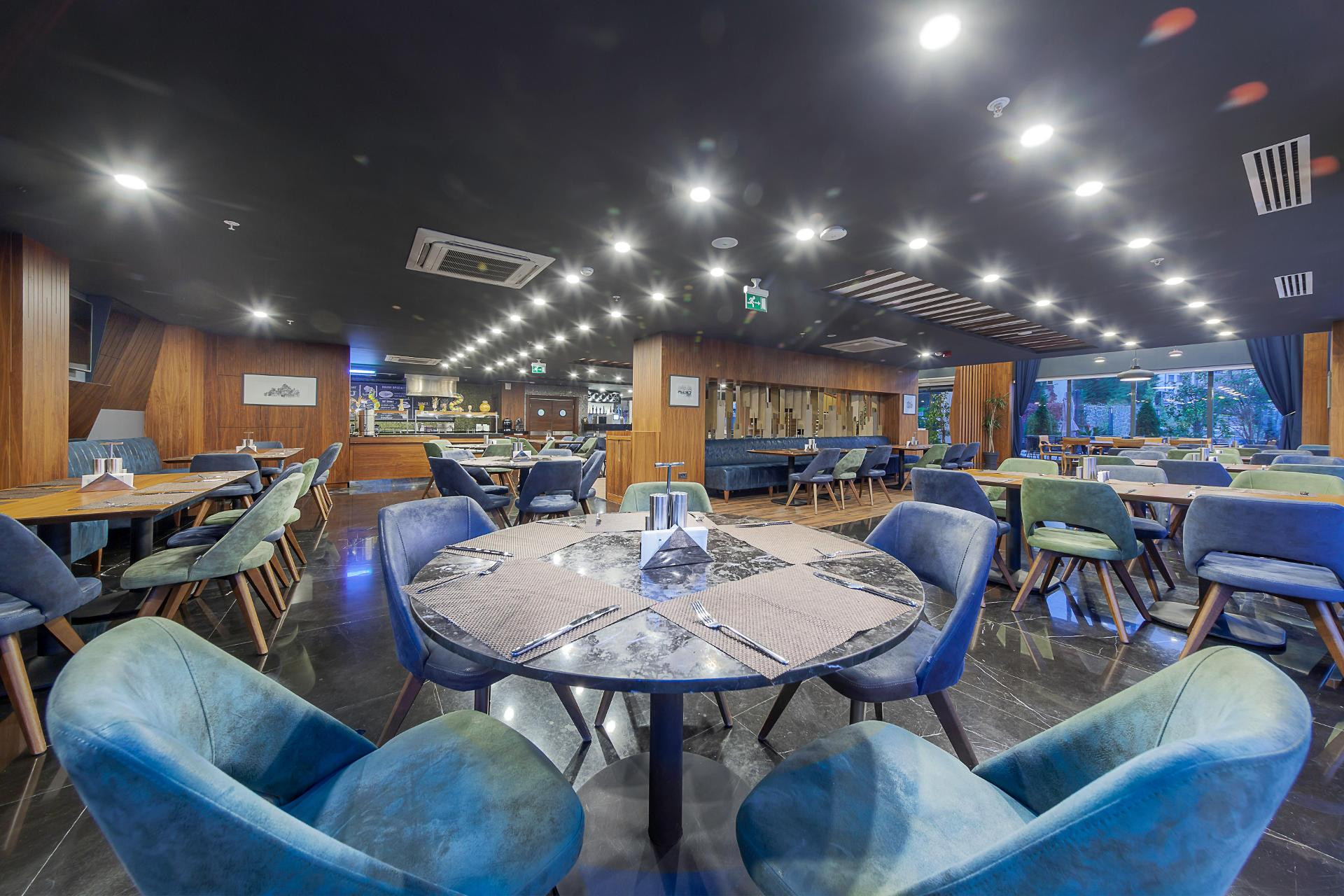 Bar/Salón Park Dedeman Trabzon