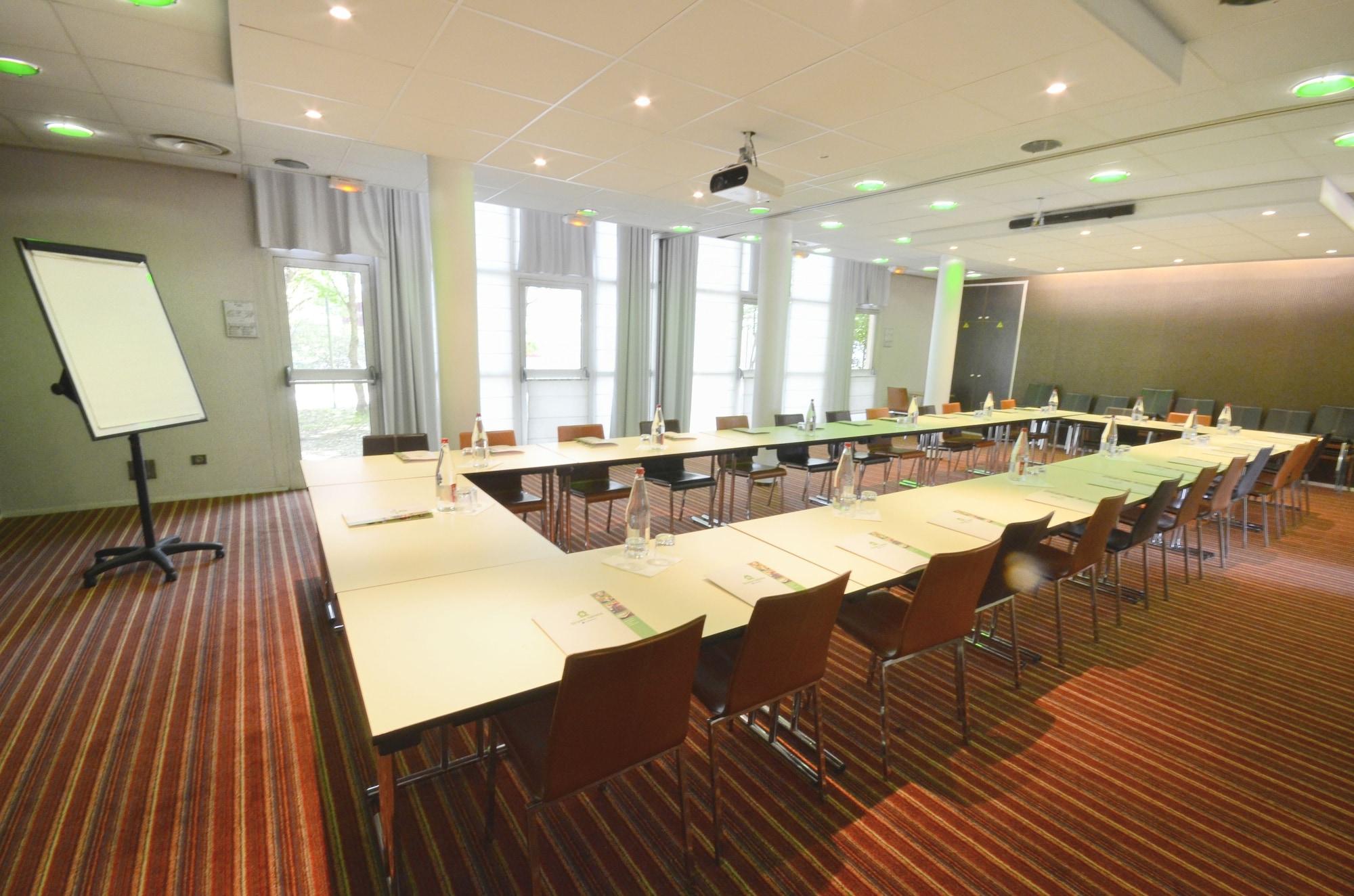 Sala de Reuniones Green hôtels  Parc des Expositions