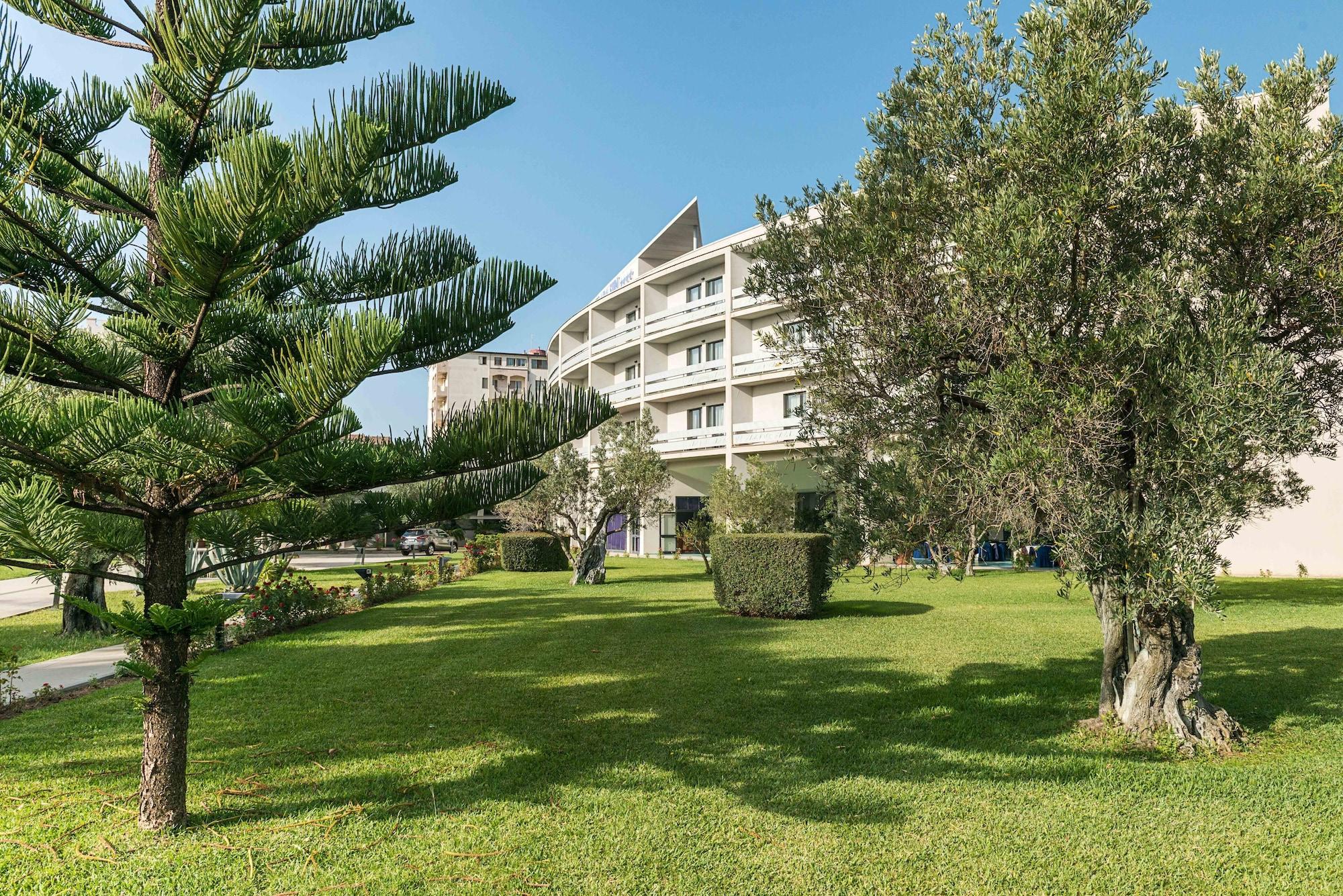 Vista Exterior Hotel Rada Siri