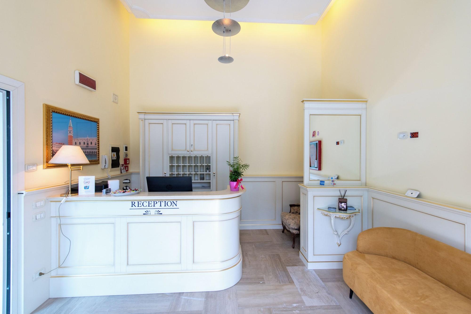 Vista Lobby Hotel Ambasciata Venice