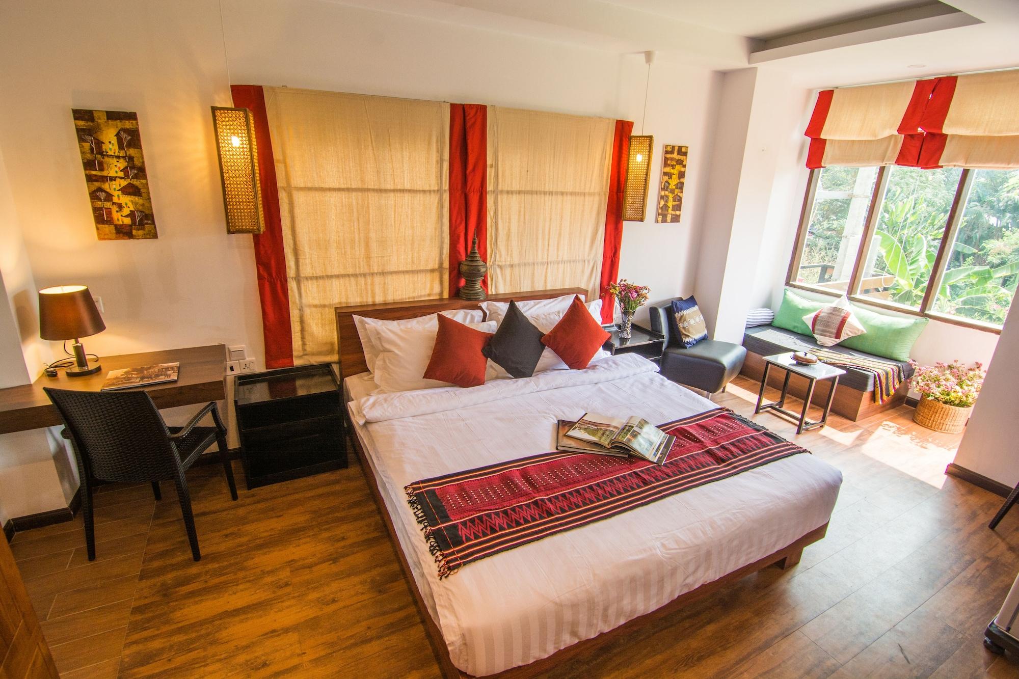 Varios Woodside Inn & Serviced Apartments