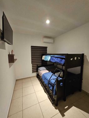 Casa Pez Vela -Entire Place with AC / WIFI / Great for Families/Private security - Hoteles con alberca en Puerto Morelos, México