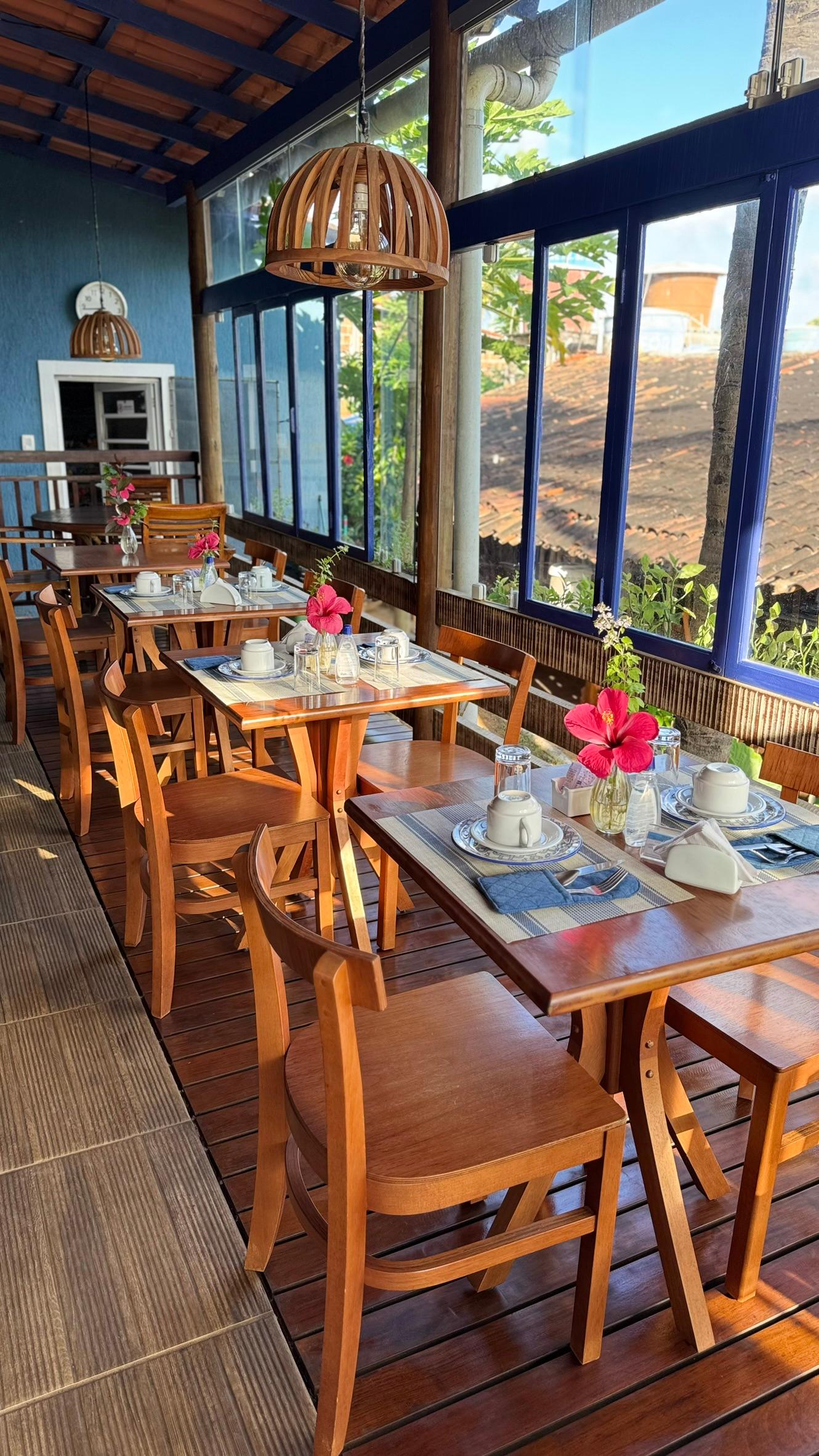 Restaurant Pousada Alto da Floresta Noronha by Alto da Ilha