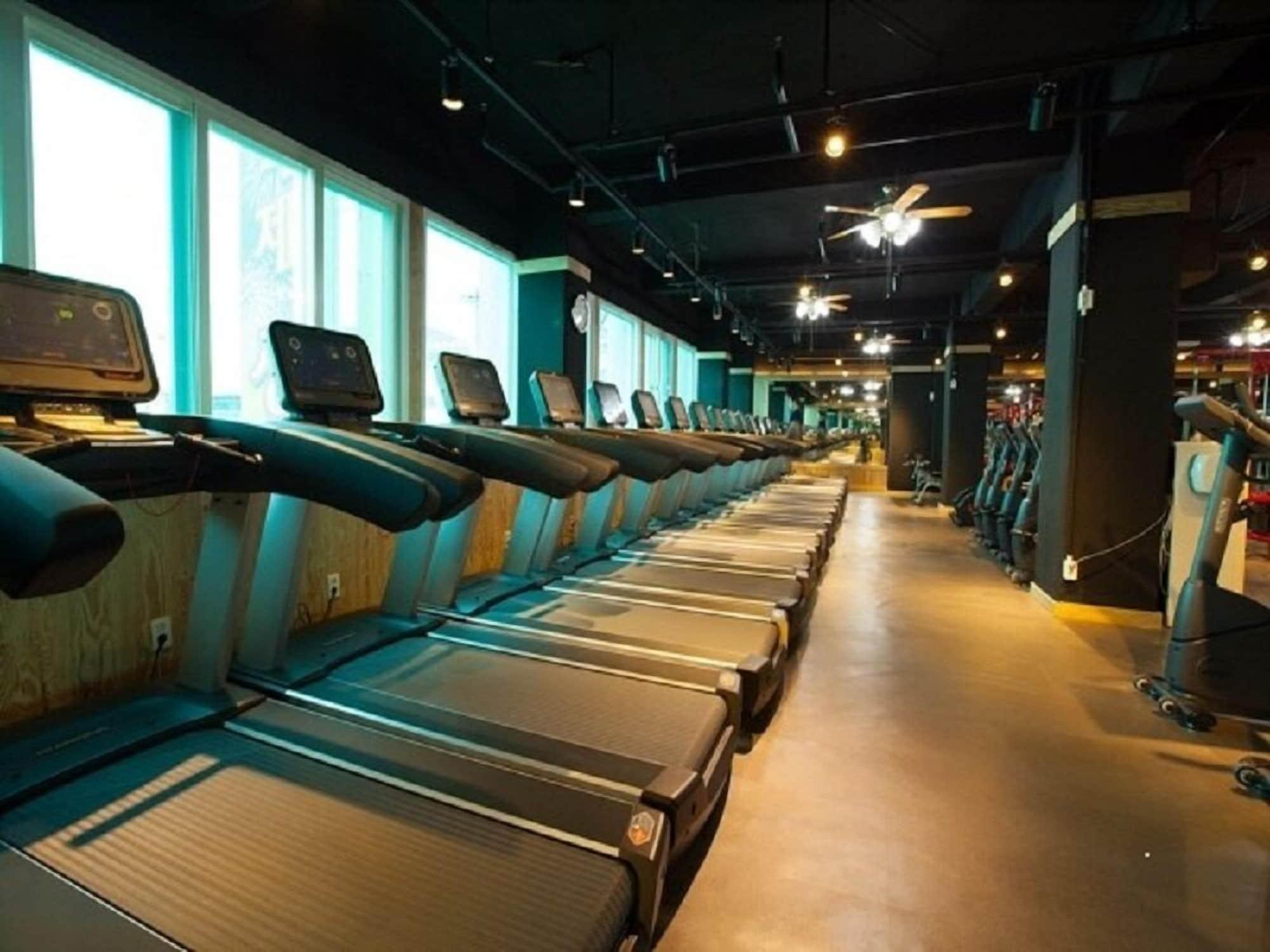 Gimnasio The Style Capsule Guesthouse - Hostel