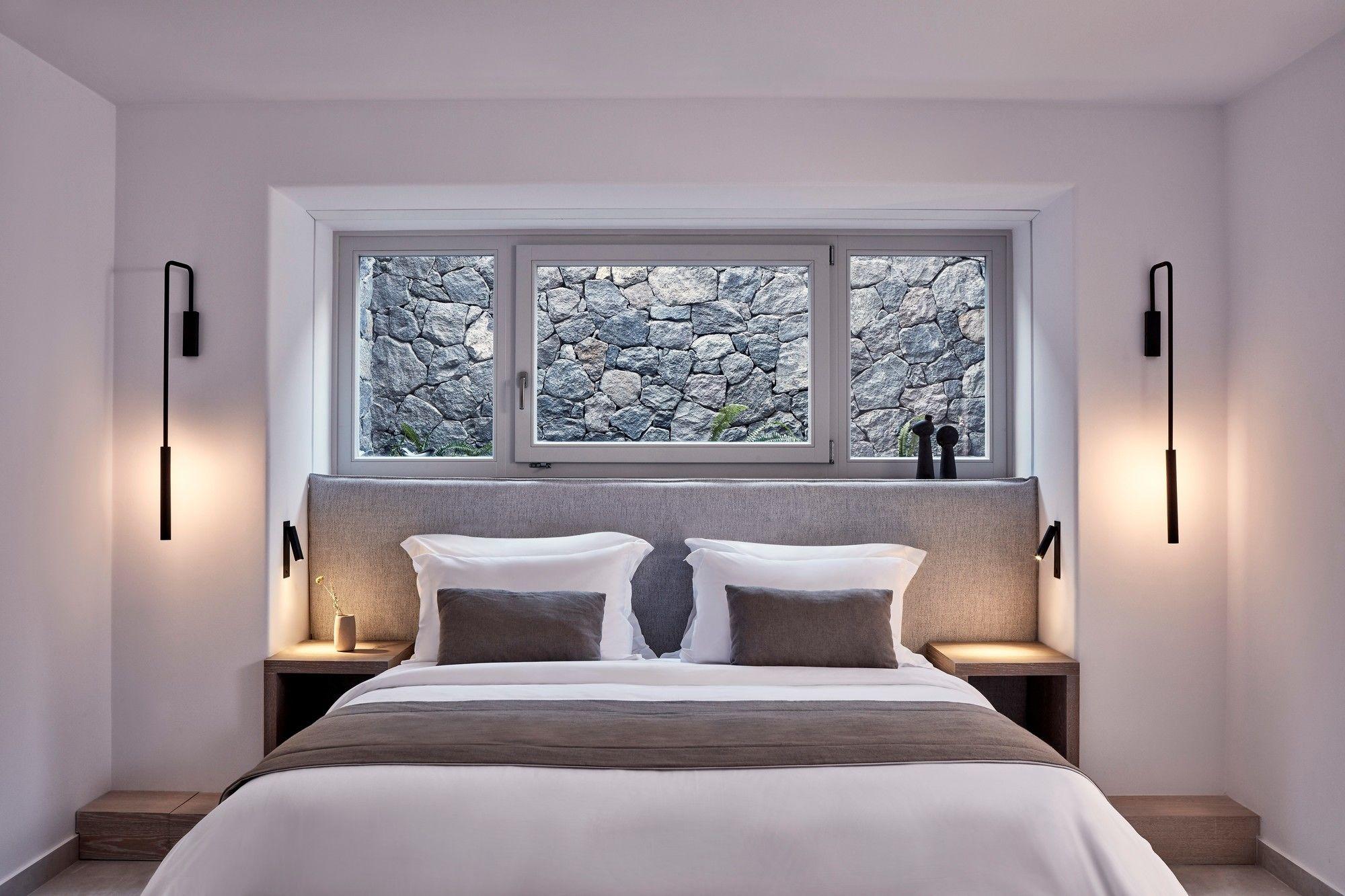 Guest room Canaves Oia Epitome