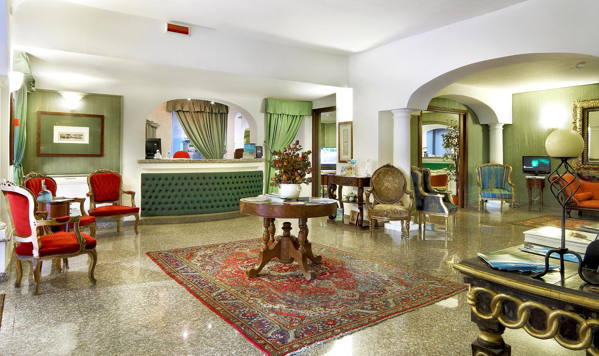 Vista Lobby Colonna Palace Mediterraneo