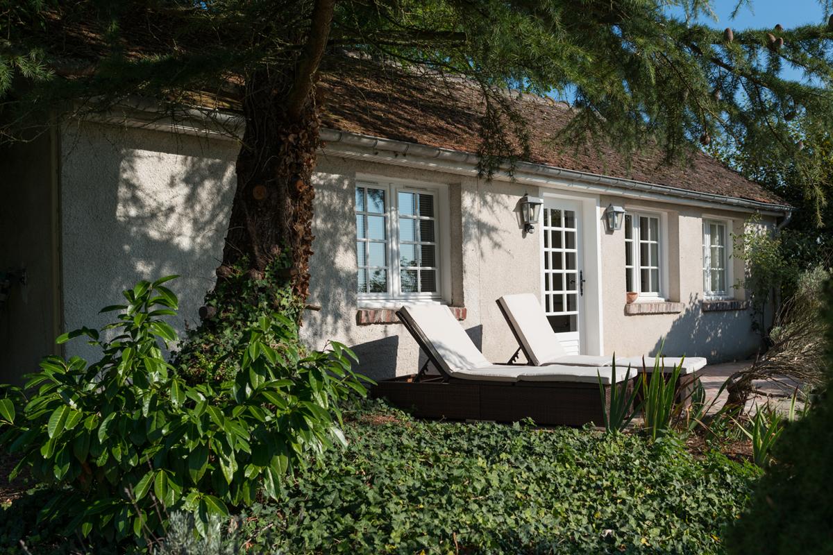 Vista Exterior Hotel The Originals Domaine de Bellevue