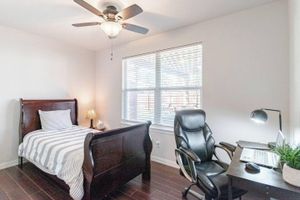 Alquiler Vacacional - Texas Two Step - welcoming getaway at the steps of Sea World, near BMT!