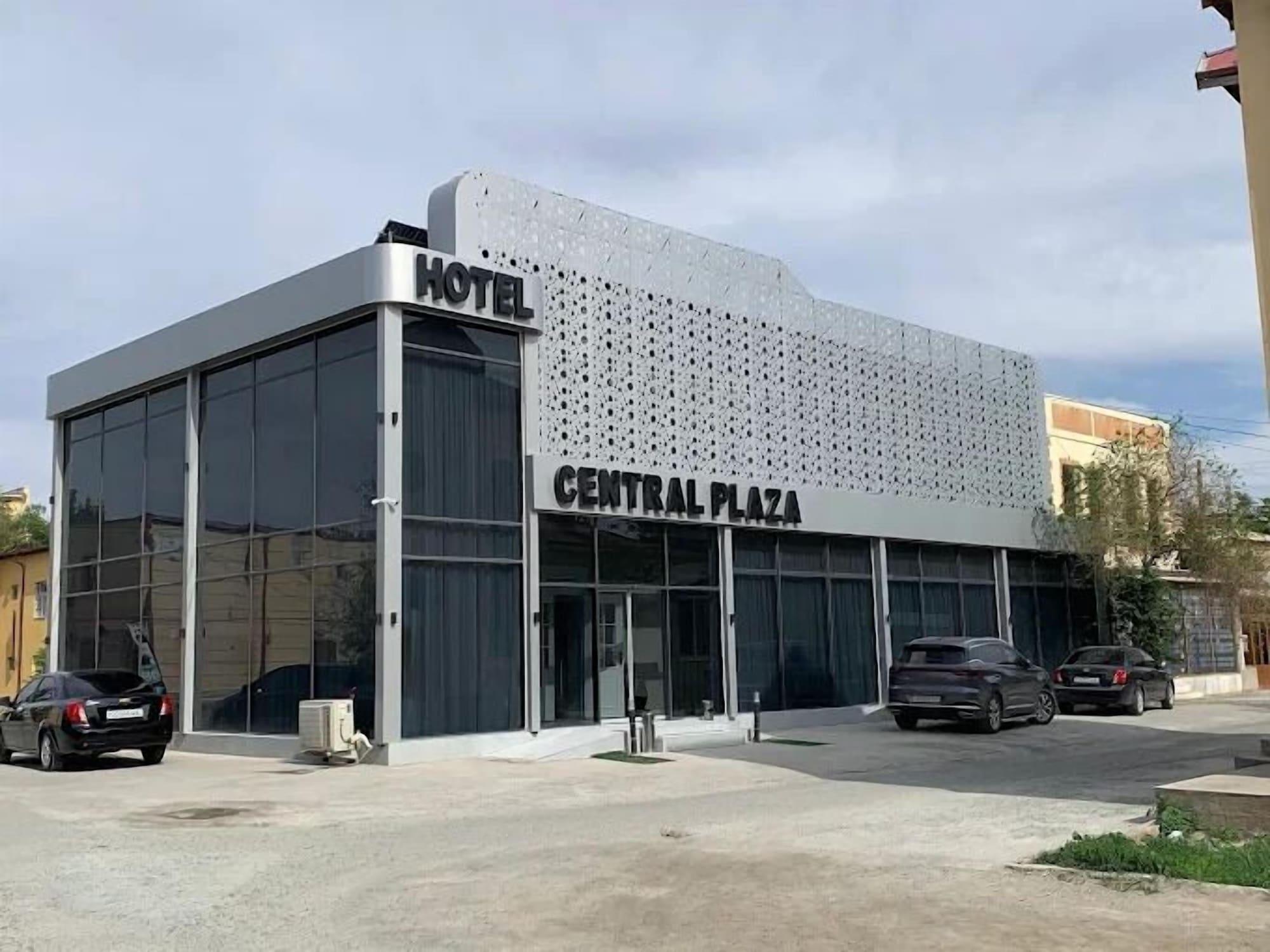 Vista Exterior Central Plaza