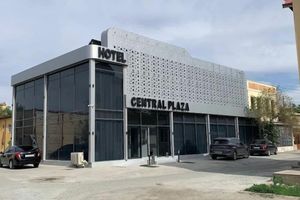 Alojamiento - Central Plaza