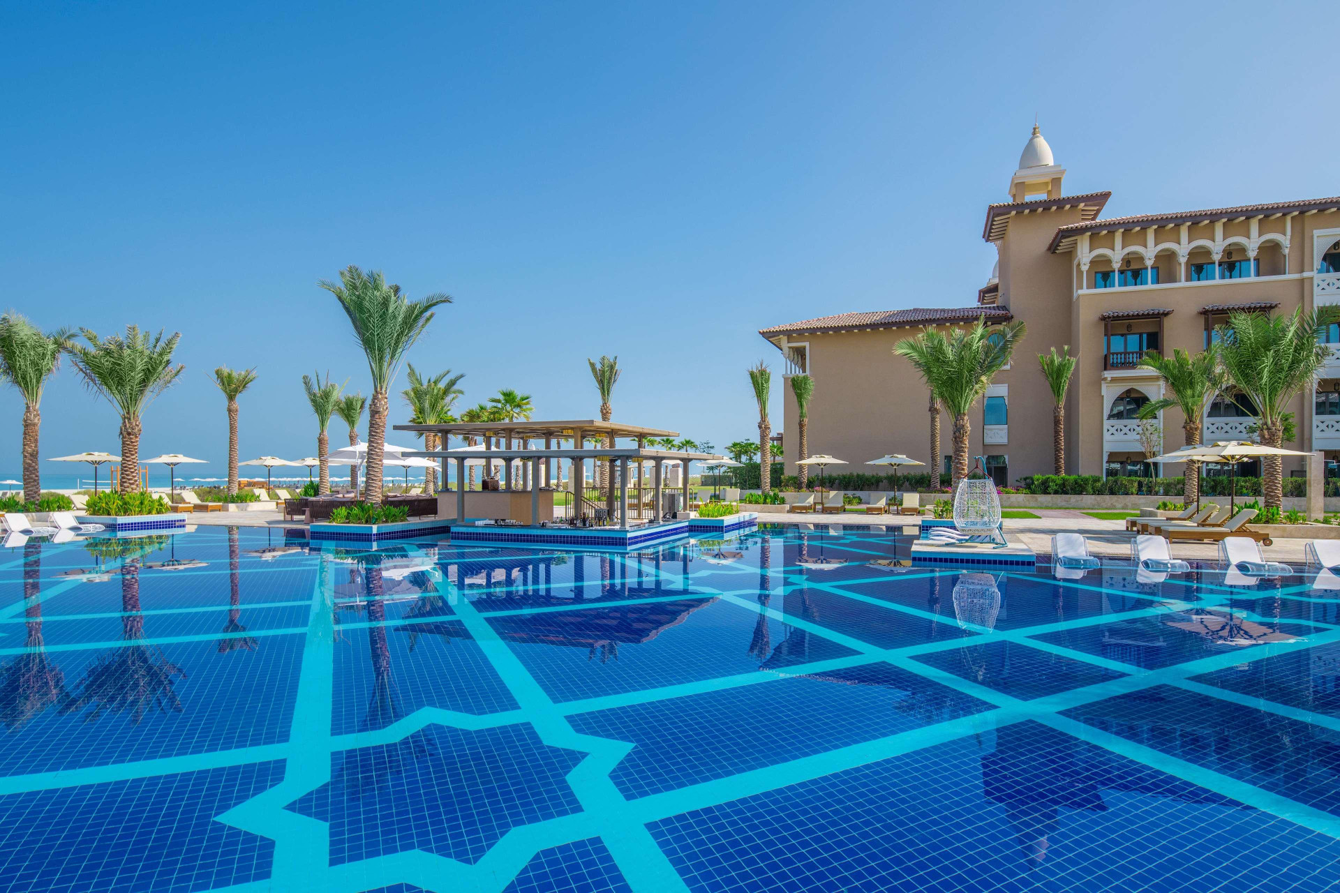 Bar/Salón Rixos Premium Saadiyat Island