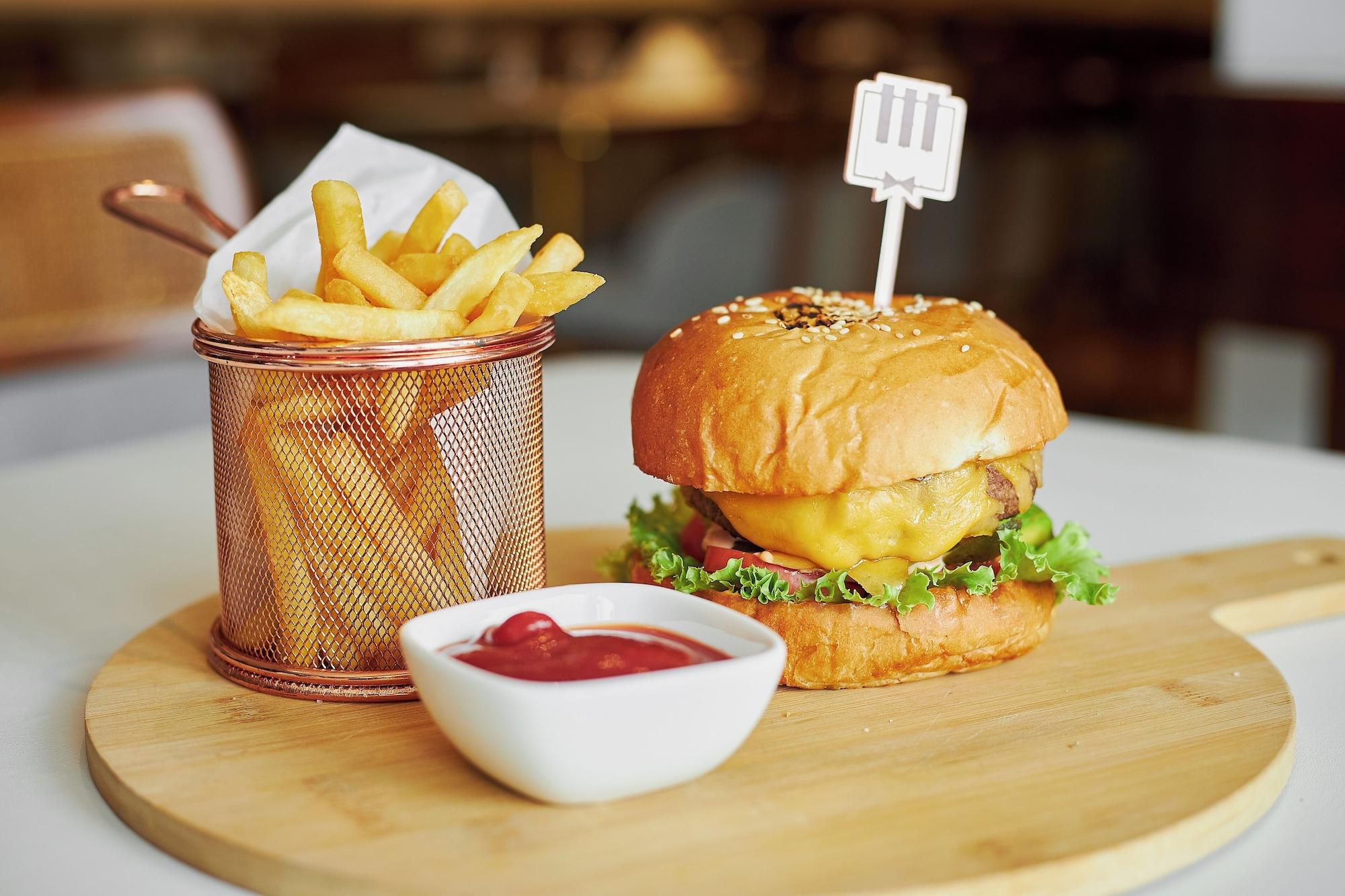 Restaurant The Delborough Lagos