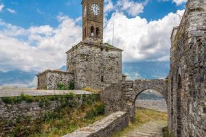 Actividad - Conoce Gjirokastra:Patrimonio de la Humanidad de la Unesco con recogida en hotel– Tour de día entero