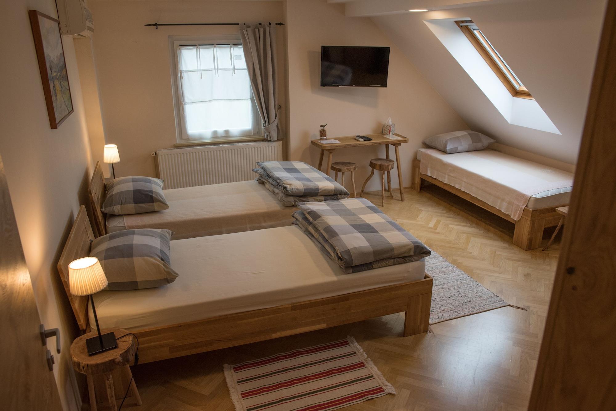 Varios Bed & Breakfast Dvorec
