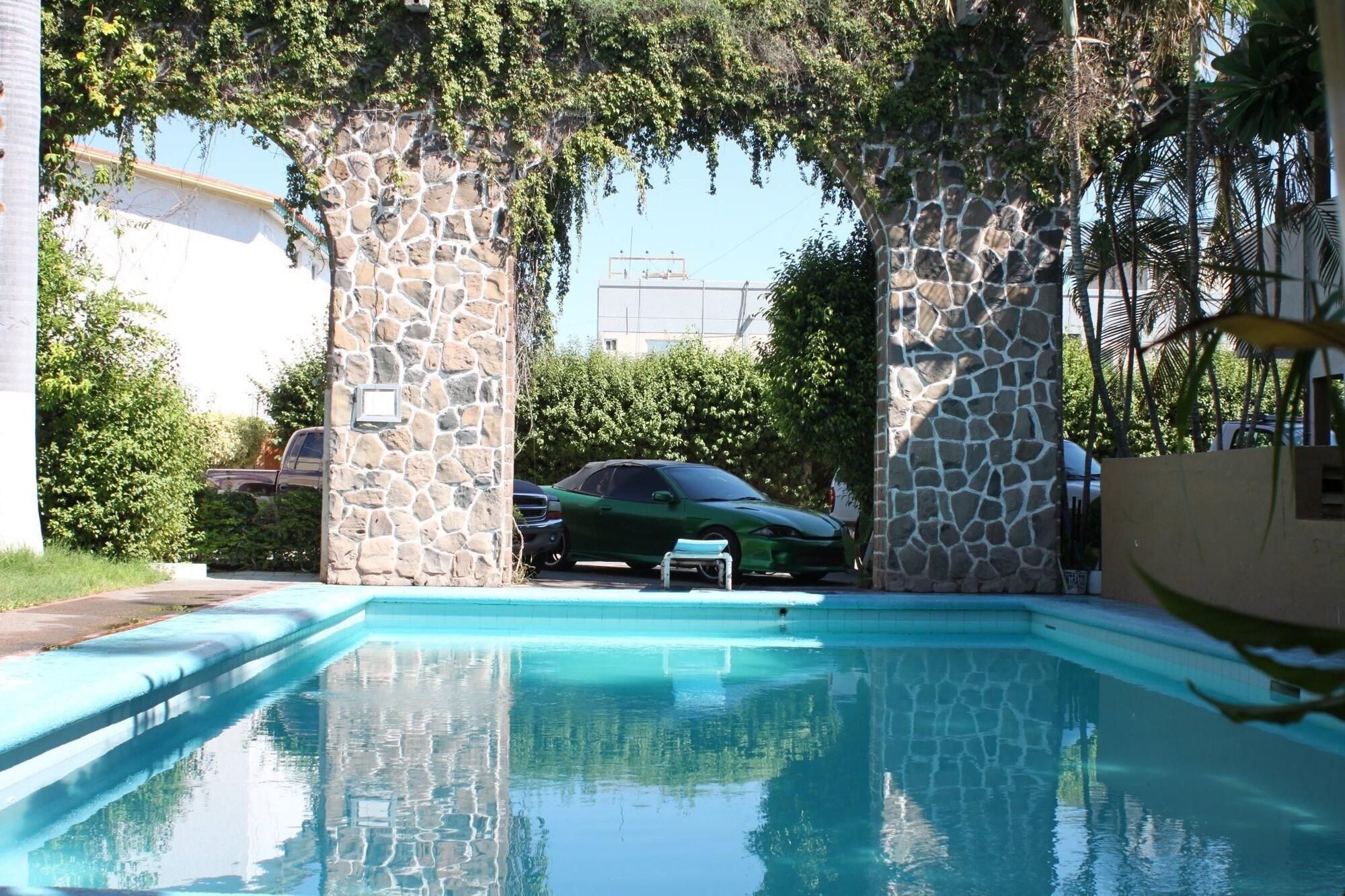 Vista Piscina Hotel Yori